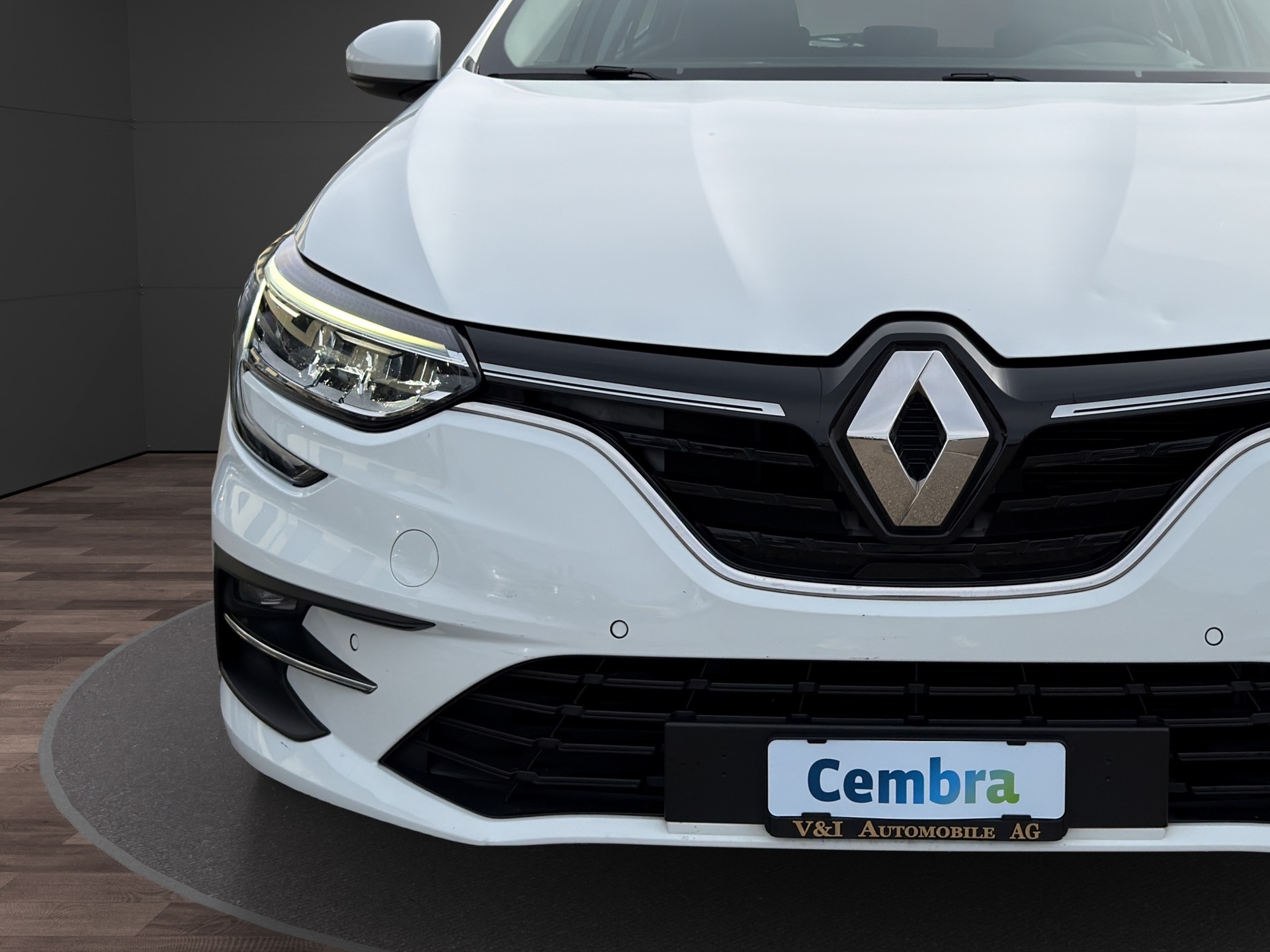 RENAULT Mégane 1.3 16V Turbo Zen EDC-image-8