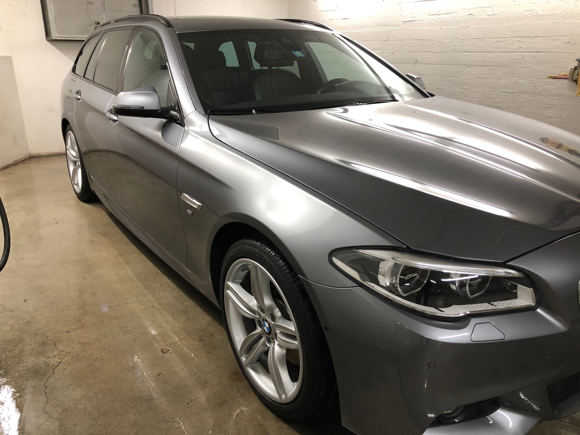 BMW 535d Touring xDrive Luxury Line Steptronic-image-5