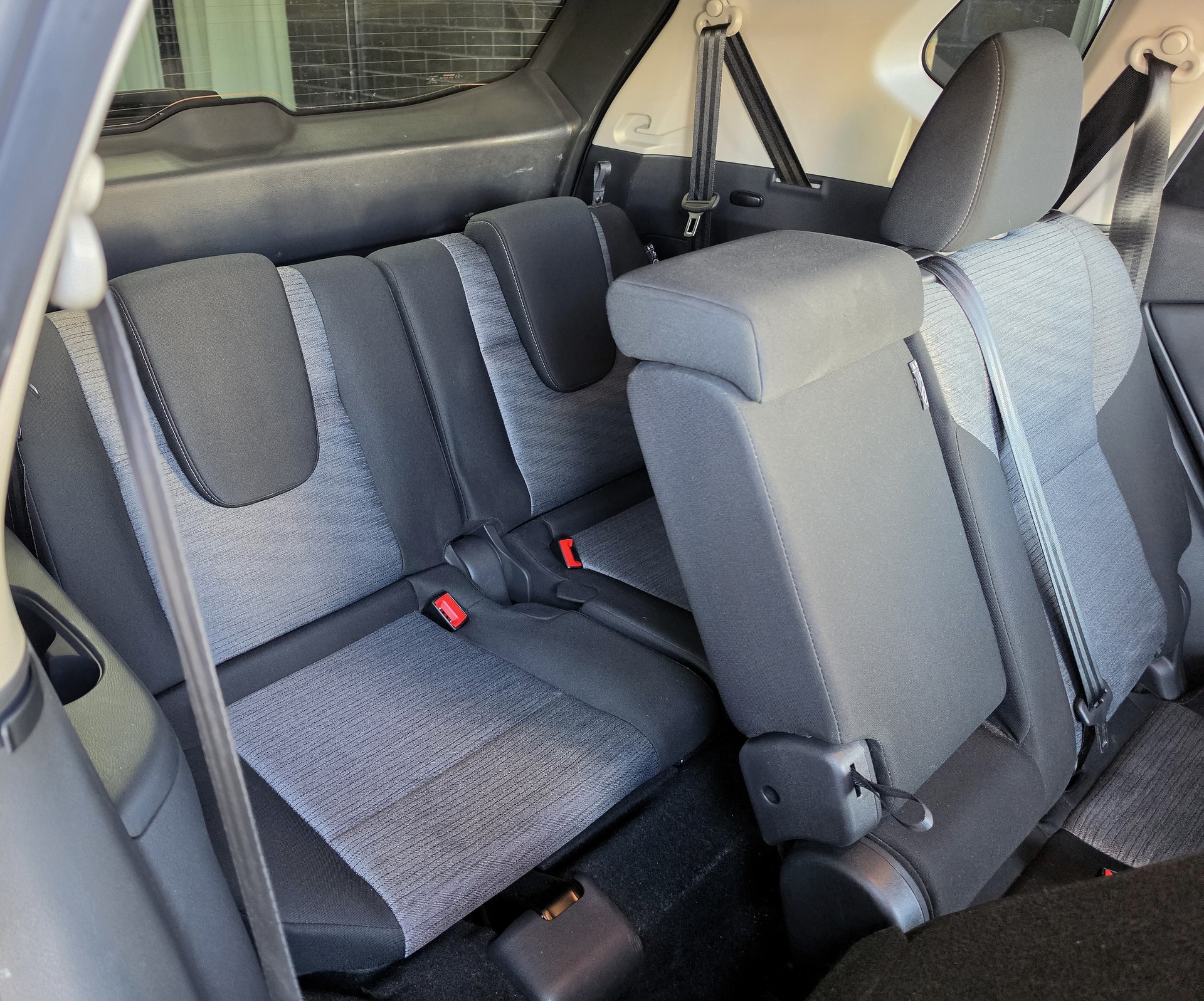 NISSAN X-Trail 1.5 VC-T N-Connecta e-4orce 4WD 7 Plätzer-image-4