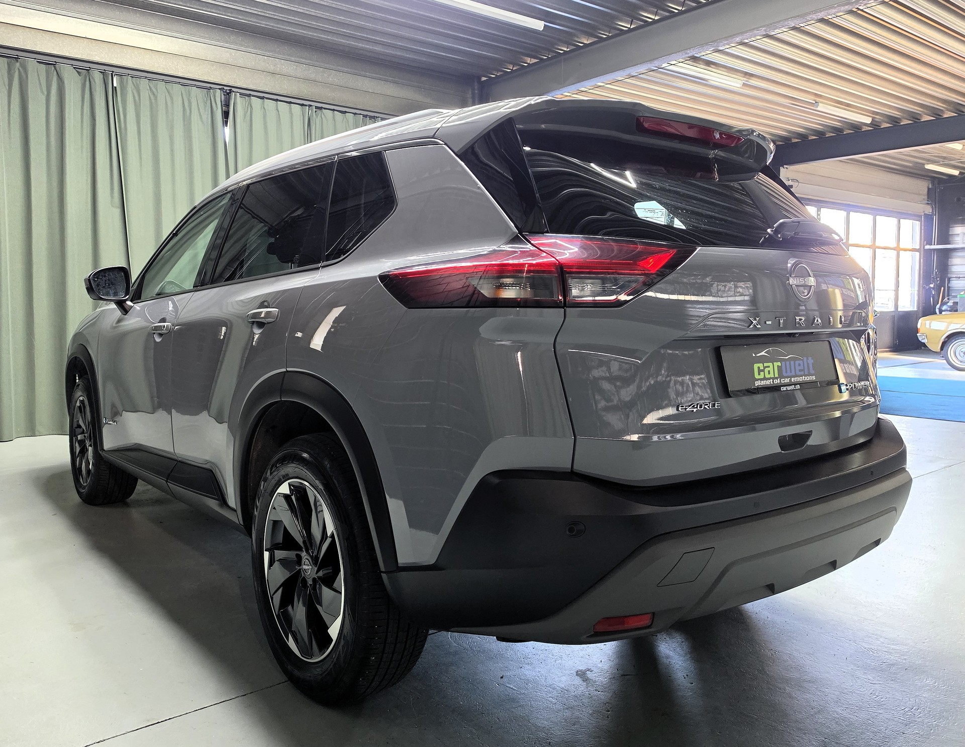 NISSAN X-Trail 1.5 VC-T N-Connecta e-4orce 4WD 7 Plätzer-image-9