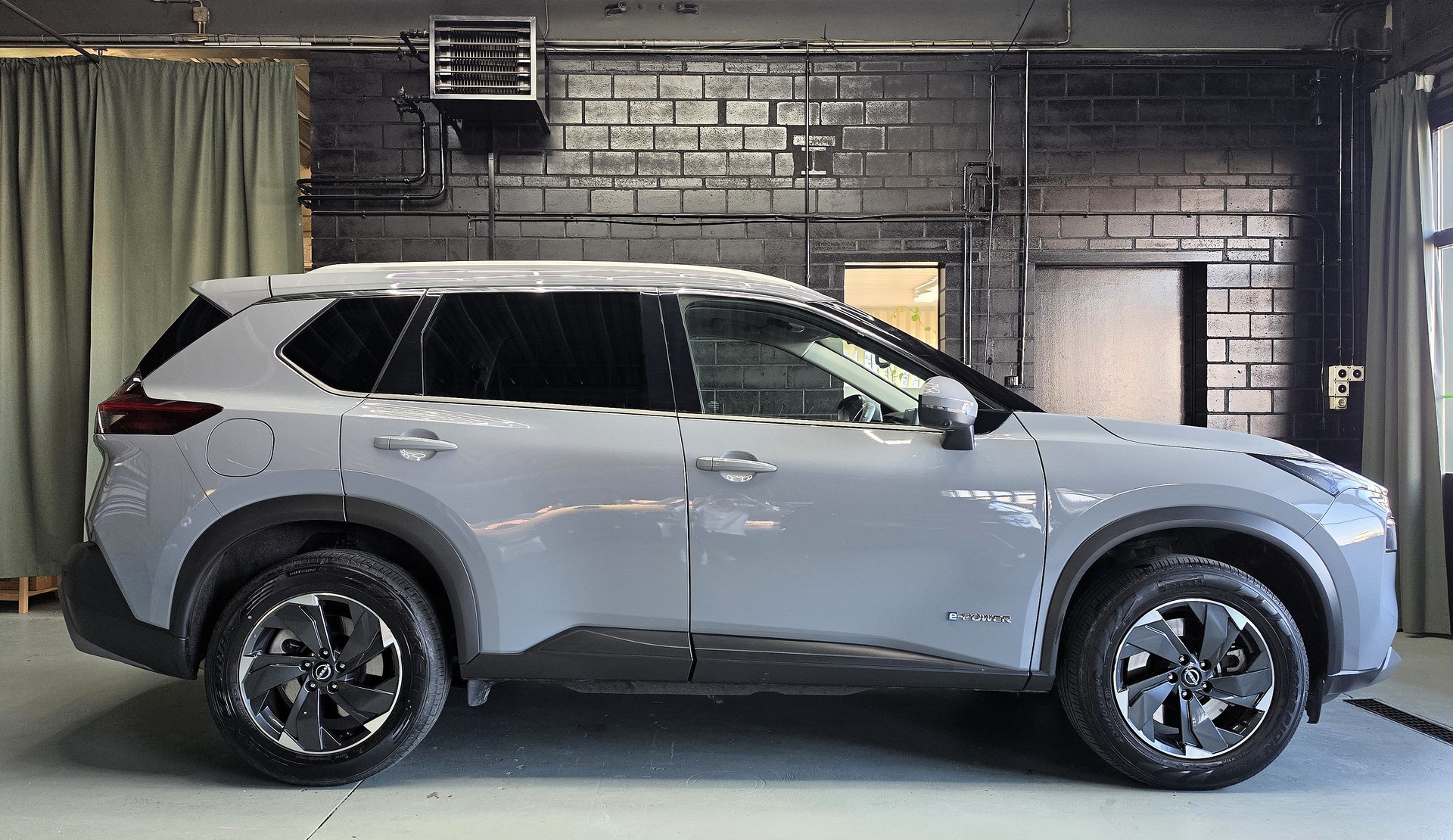 NISSAN X-Trail 1.5 VC-T N-Connecta e-4orce 4WD 7 Plätzer-image-1