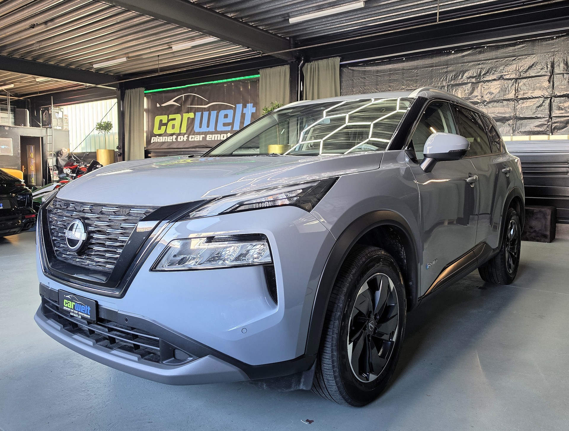 NISSAN X-Trail 1.5 VC-T N-Connecta e-4orce 4WD 7 Plätzer-image-8