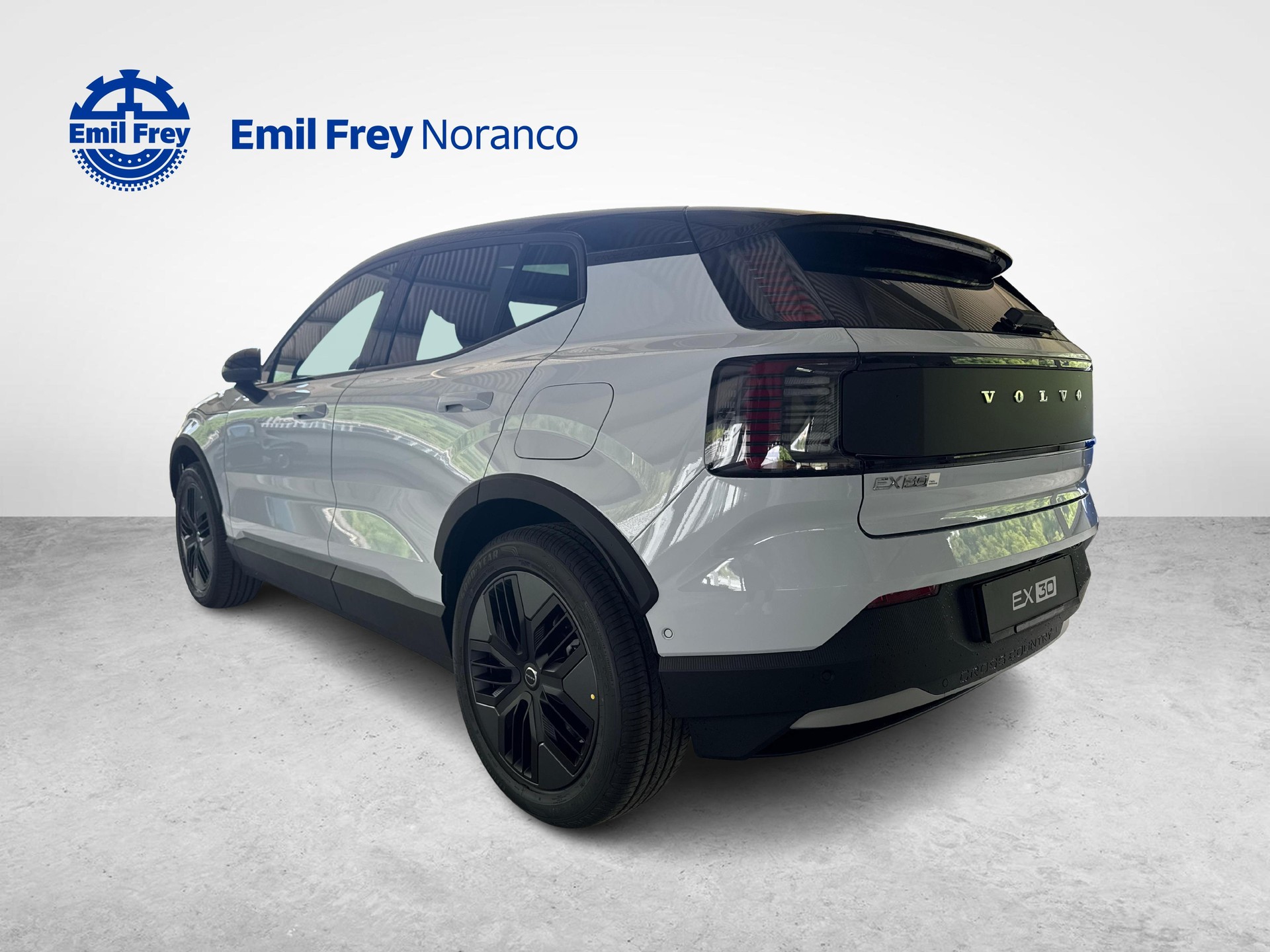 VOLVO EX30 CC E60 Twin Performance AWD-image-2