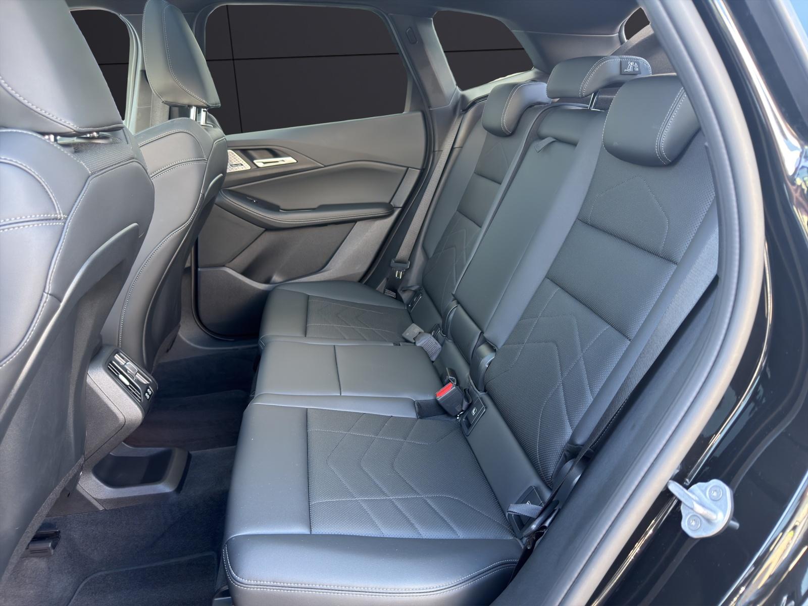 BMW 223i xDrive SDKG Active Tourer-image-17