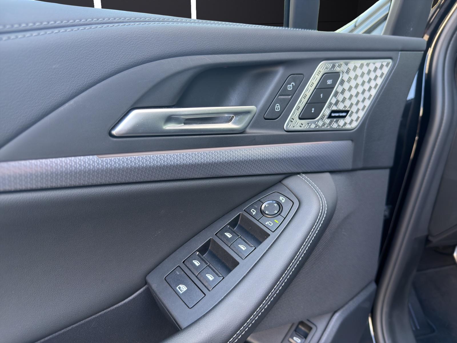 BMW 223i xDrive SDKG Active Tourer-image-14