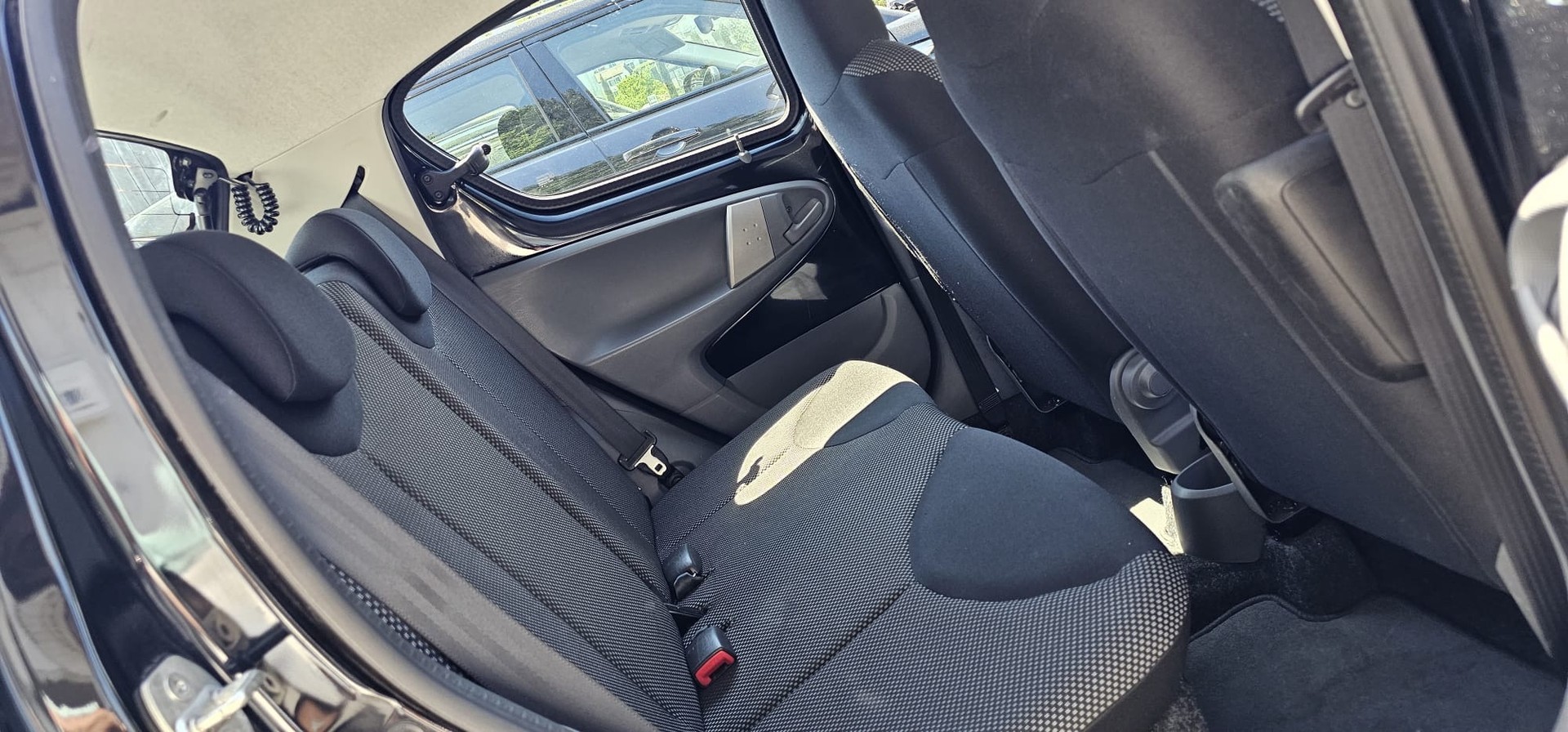 TOYOTA Aygo 1.0 Linea Sol Multimode-image-8