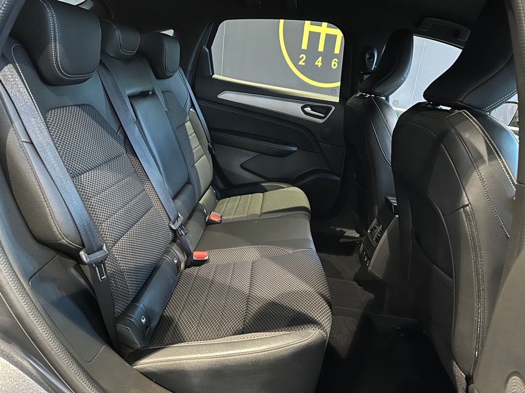 RENAULT Arkana 1.3 TCe Techno EDC-image-18