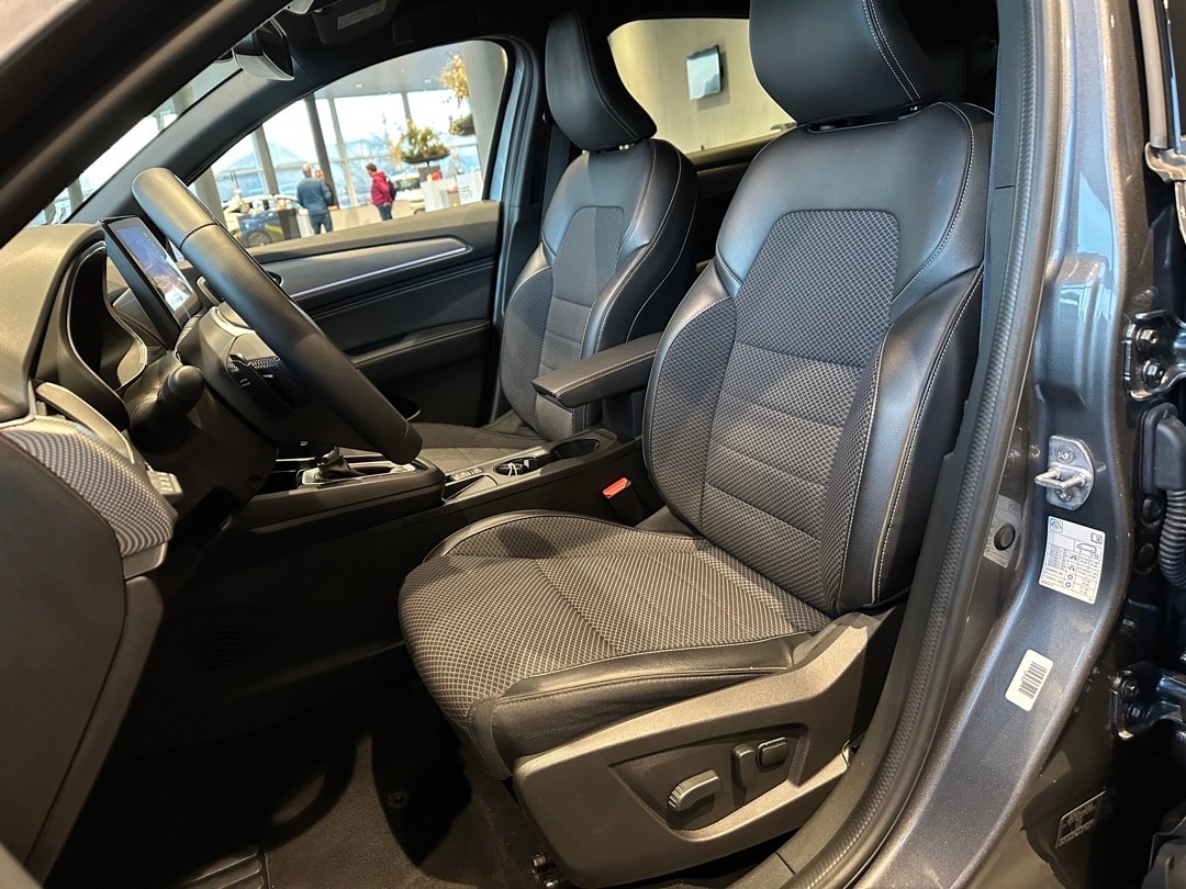 RENAULT Arkana 1.3 TCe Techno EDC-image-9