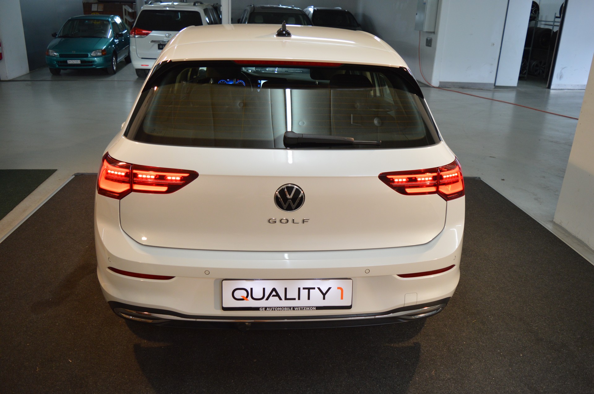 VW Golf 2.0 TDI Style DSG-image-6