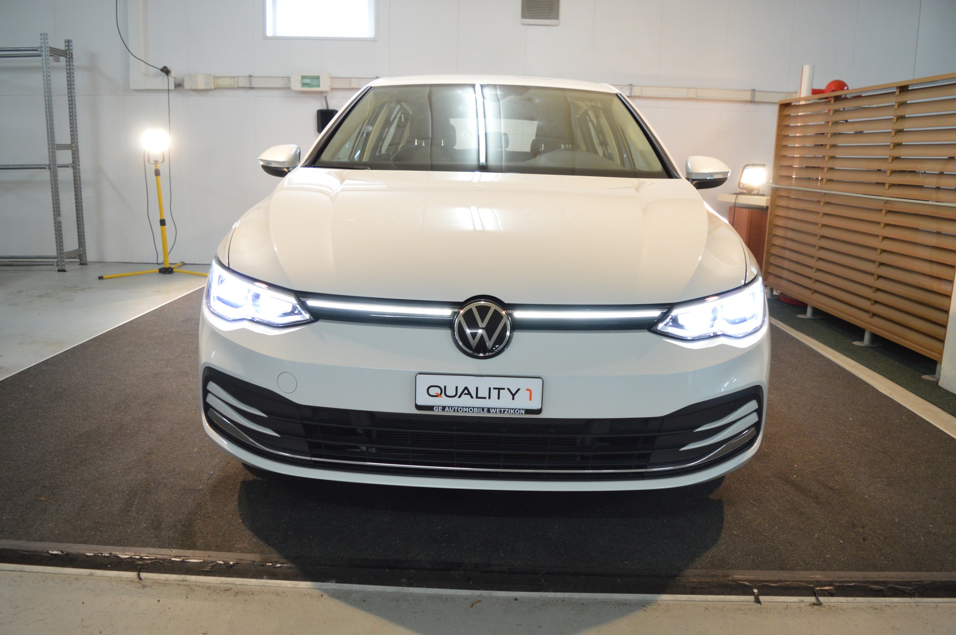VW Golf 2.0 TDI Style DSG-image-3