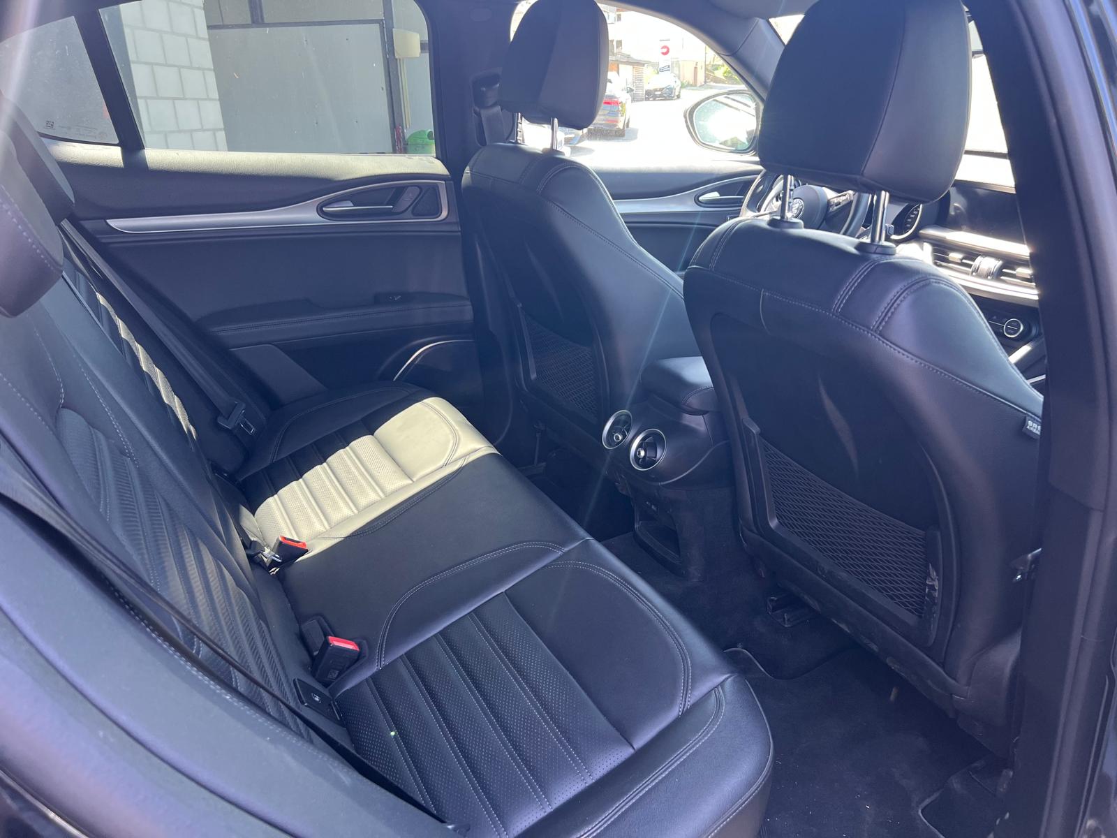 ALFA ROMEO Stelvio 2.2 JTDM Pack Veloce Q4-image-4