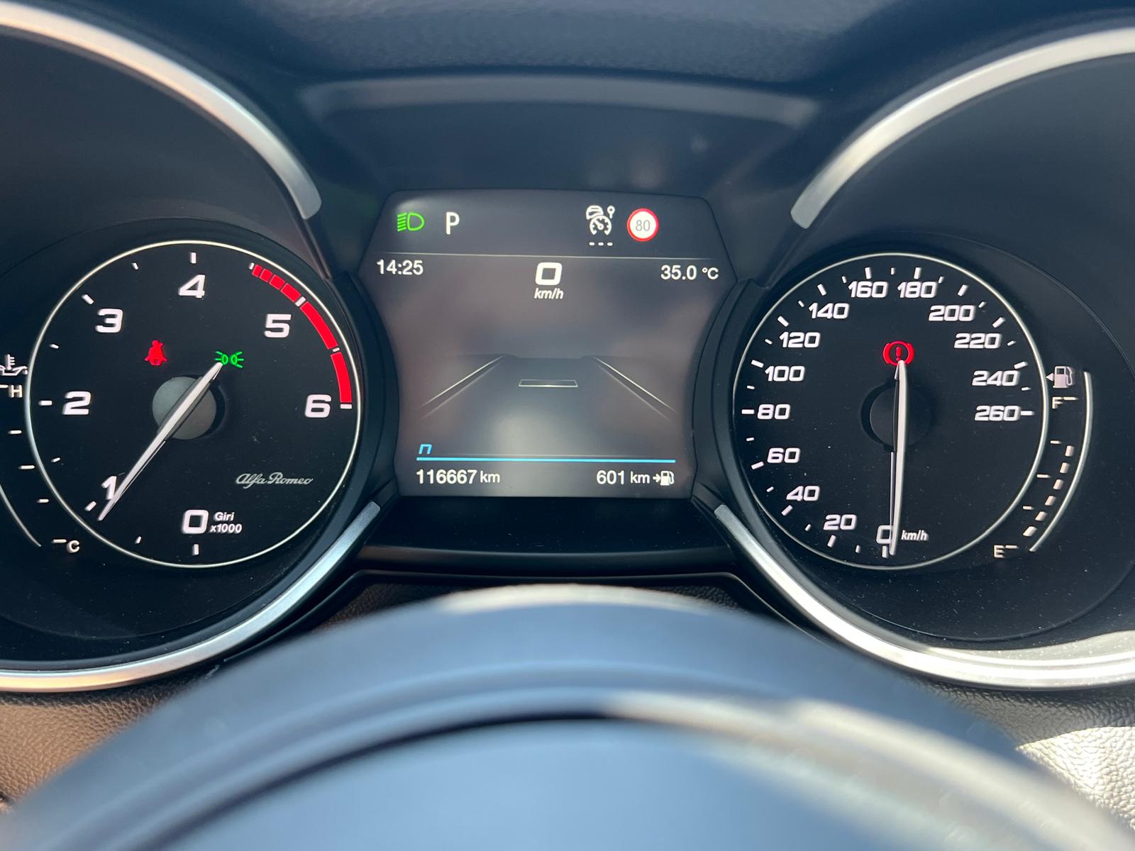 ALFA ROMEO Stelvio 2.2 JTDM Pack Veloce Q4-image-8