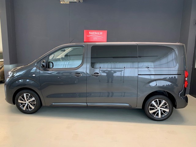 TOYOTA PROACE Verso L1 2.2 D Trend-image-1