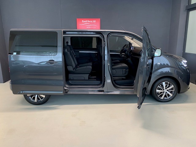 TOYOTA PROACE Verso L1 2.2 D Trend-image-6