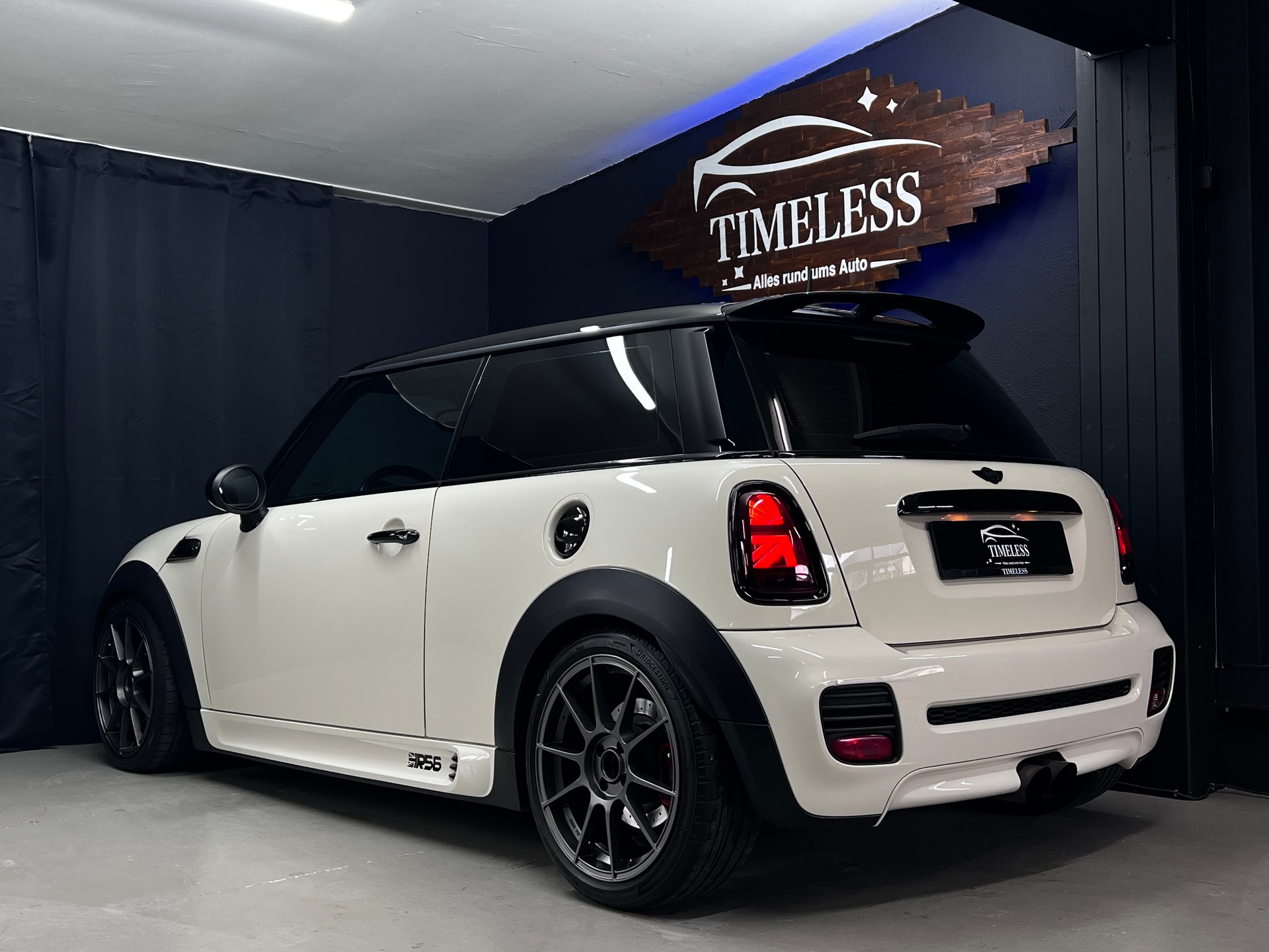 MINI Cooper John Cooper Works-image-6