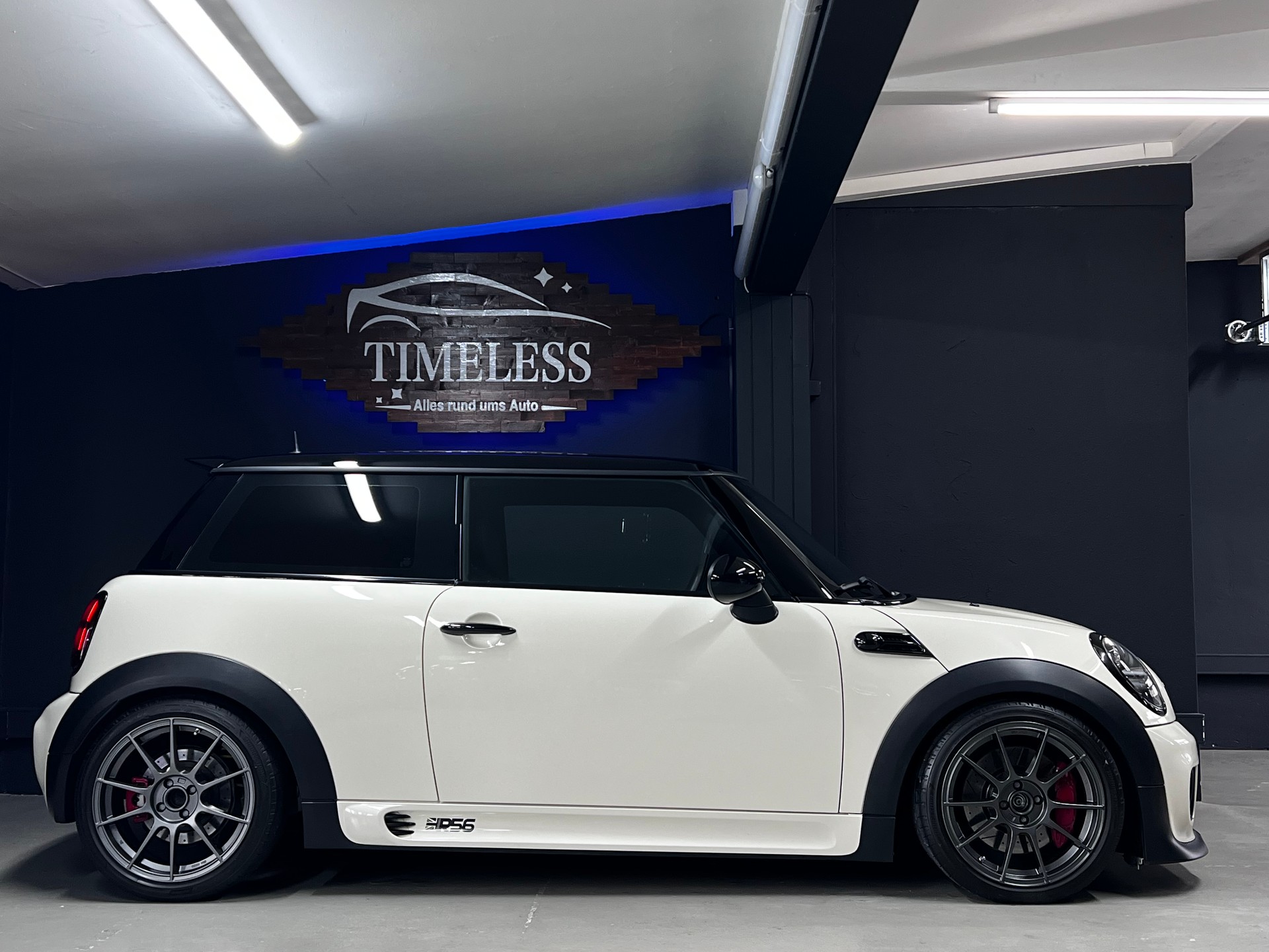 MINI Cooper John Cooper Works-image-4