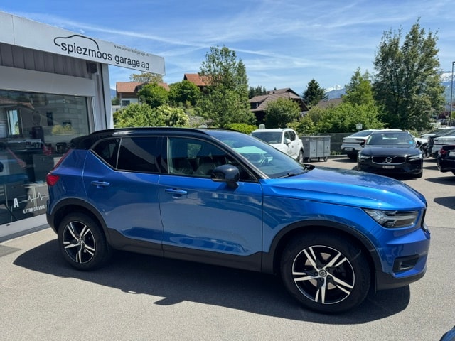 VOLVO XC40 2.0 D4 R-Design AWD-image-1