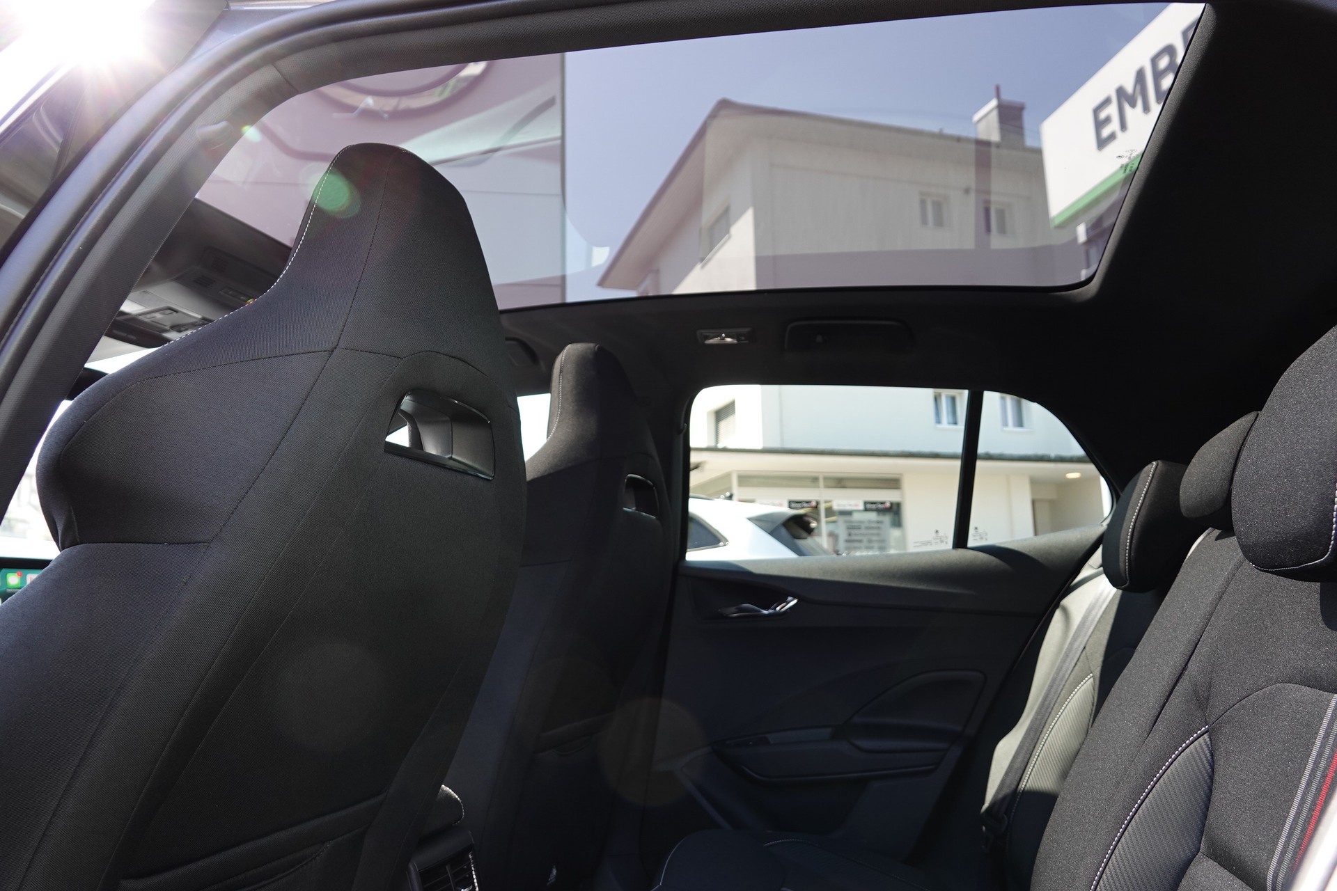 SKODA Fabia 1.0 TSI Monte Carlo-image-15