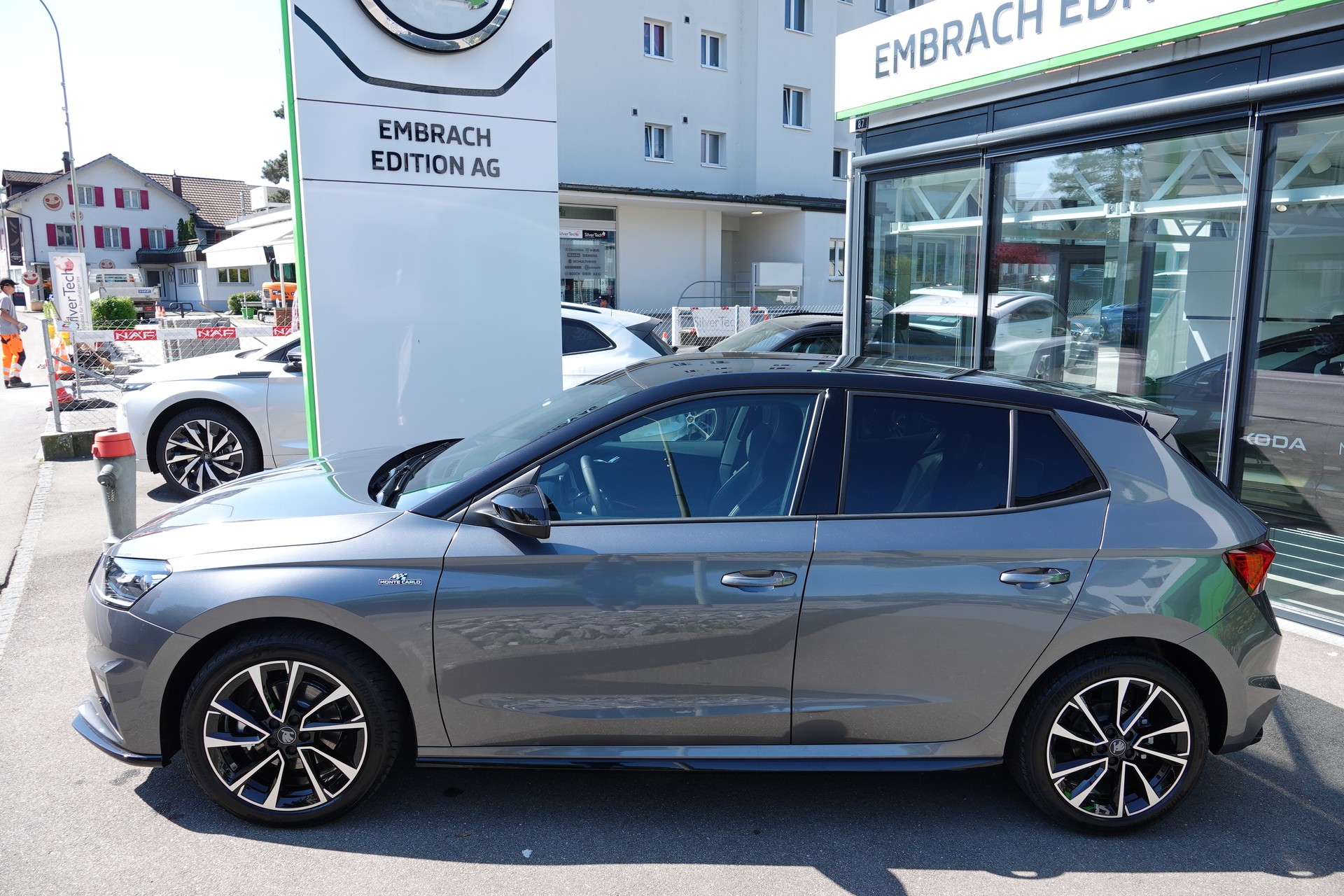 SKODA Fabia 1.0 TSI Monte Carlo-image-4