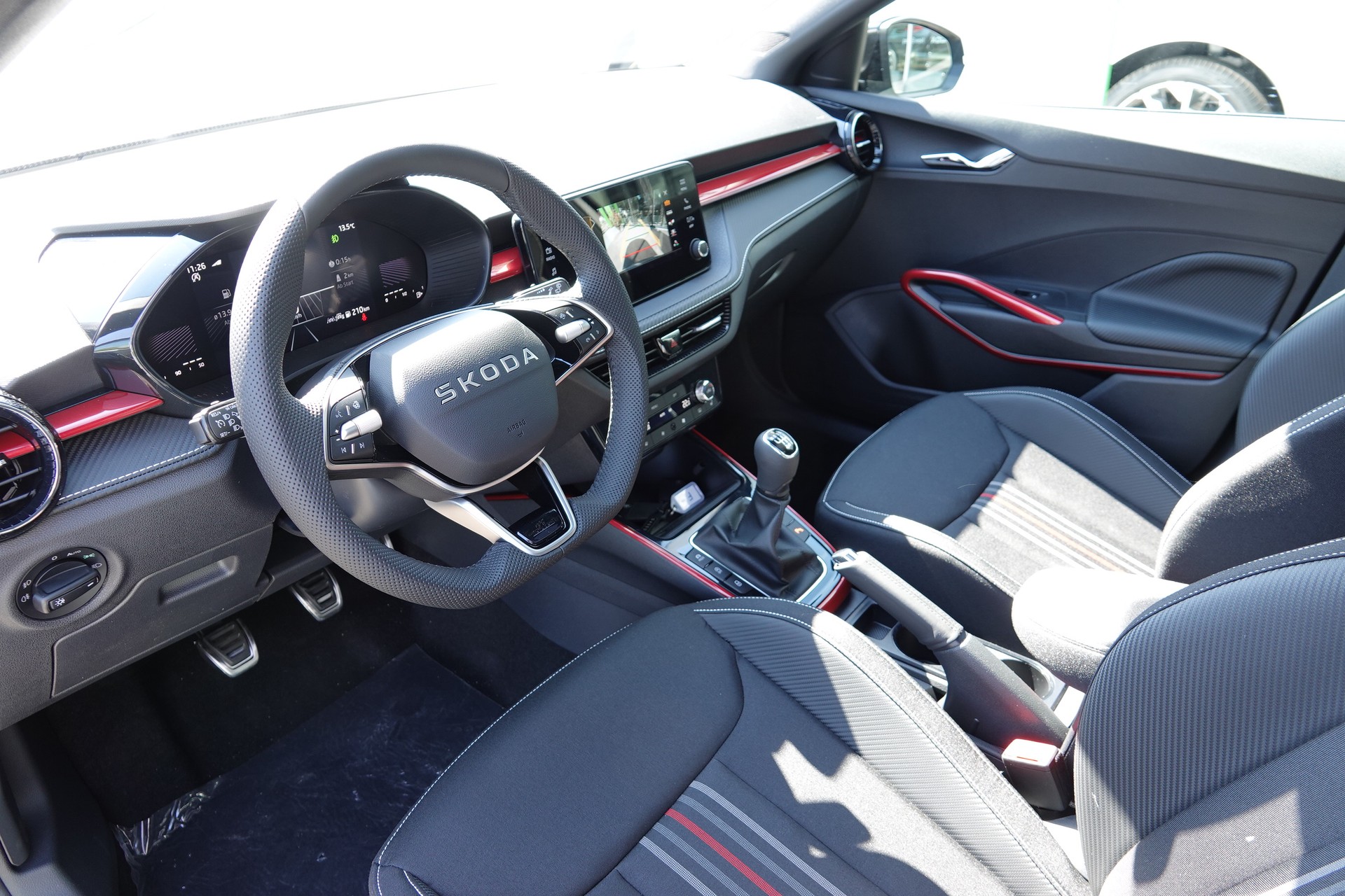 SKODA Fabia 1.0 TSI Monte Carlo-image-8