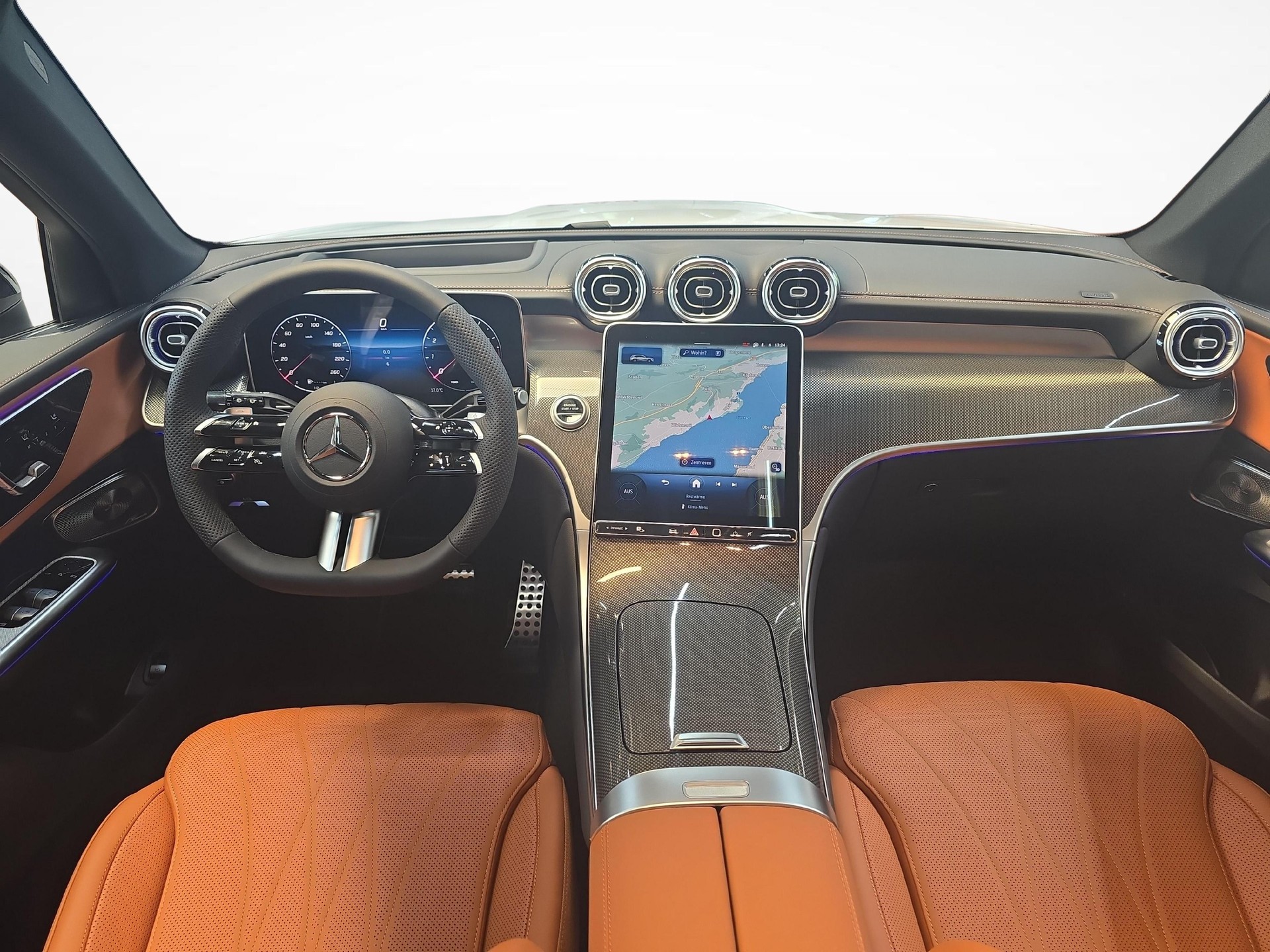 MERCEDES-BENZ GLC 300 4MATIC AMG Line-image-6