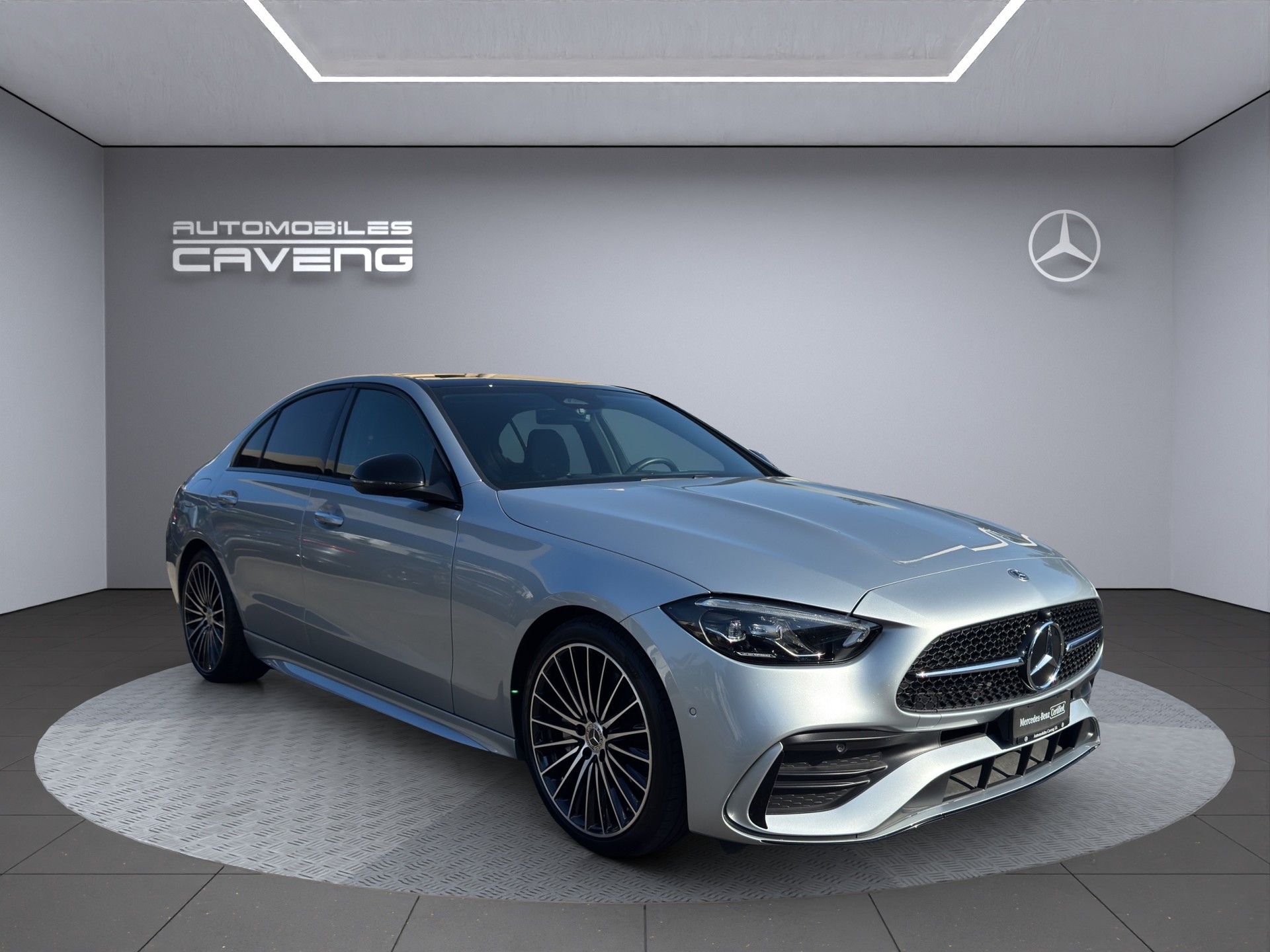 MERCEDES-BENZ C 220 d 4Matic AMG Line-image-6