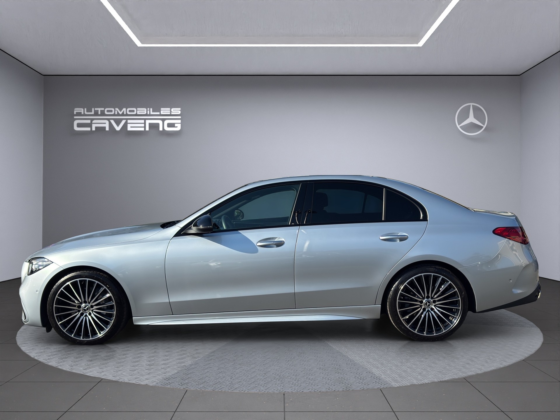 MERCEDES-BENZ C 220 d 4Matic AMG Line-showroom-element-1