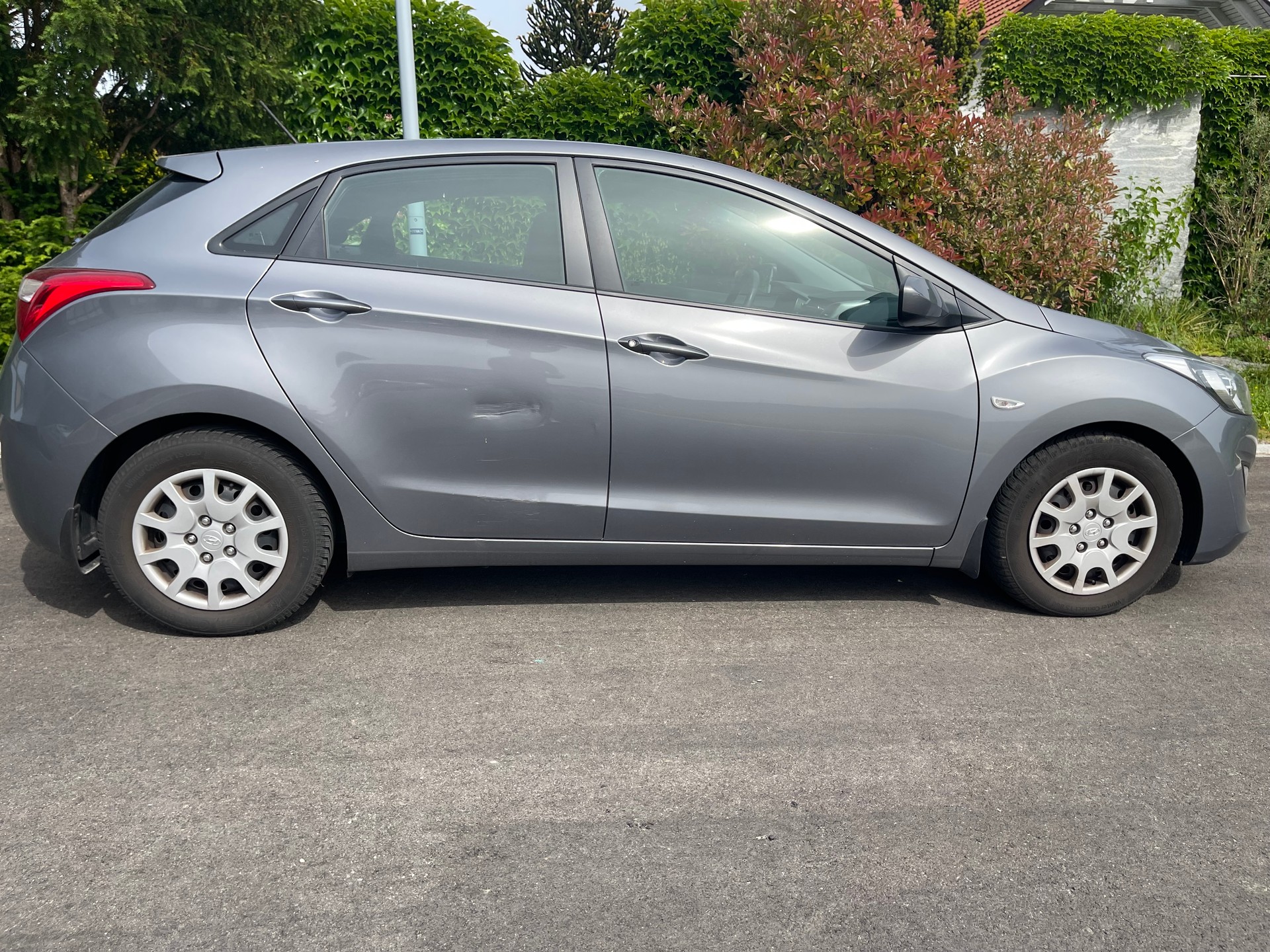 HYUNDAI i30 1.4 Comfort-image-2