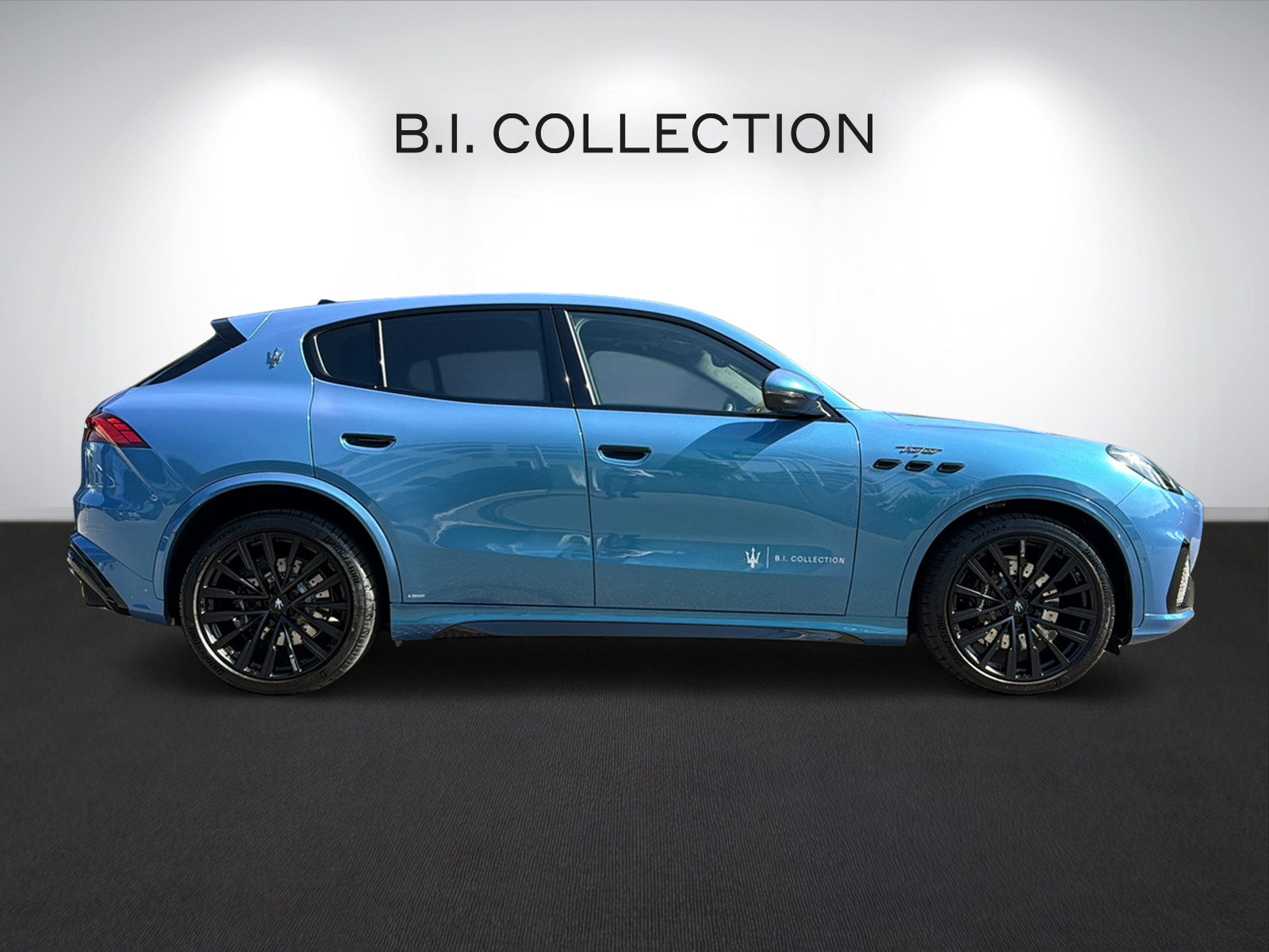 MASERATI GRECALE TROFEO 3.0 V6 FUORISERIE DARK AURORA BOREALE-image-12