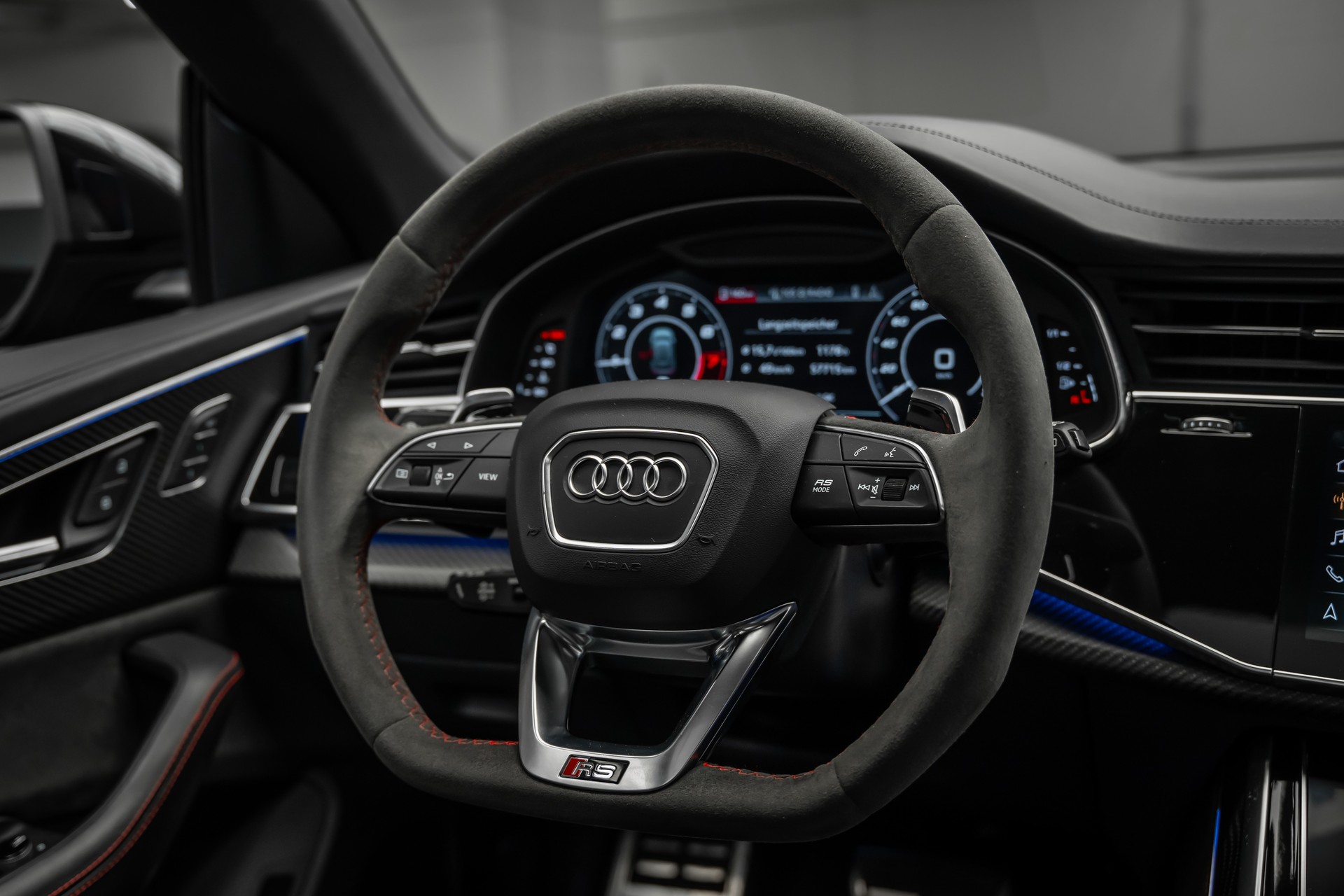 AUDI * RSQ8 * TOP ZUSTAND * TOP AUSSTATTUNG * NEUPREIS ÜBER 224000.- * LEASING AB 640.- *-image-20