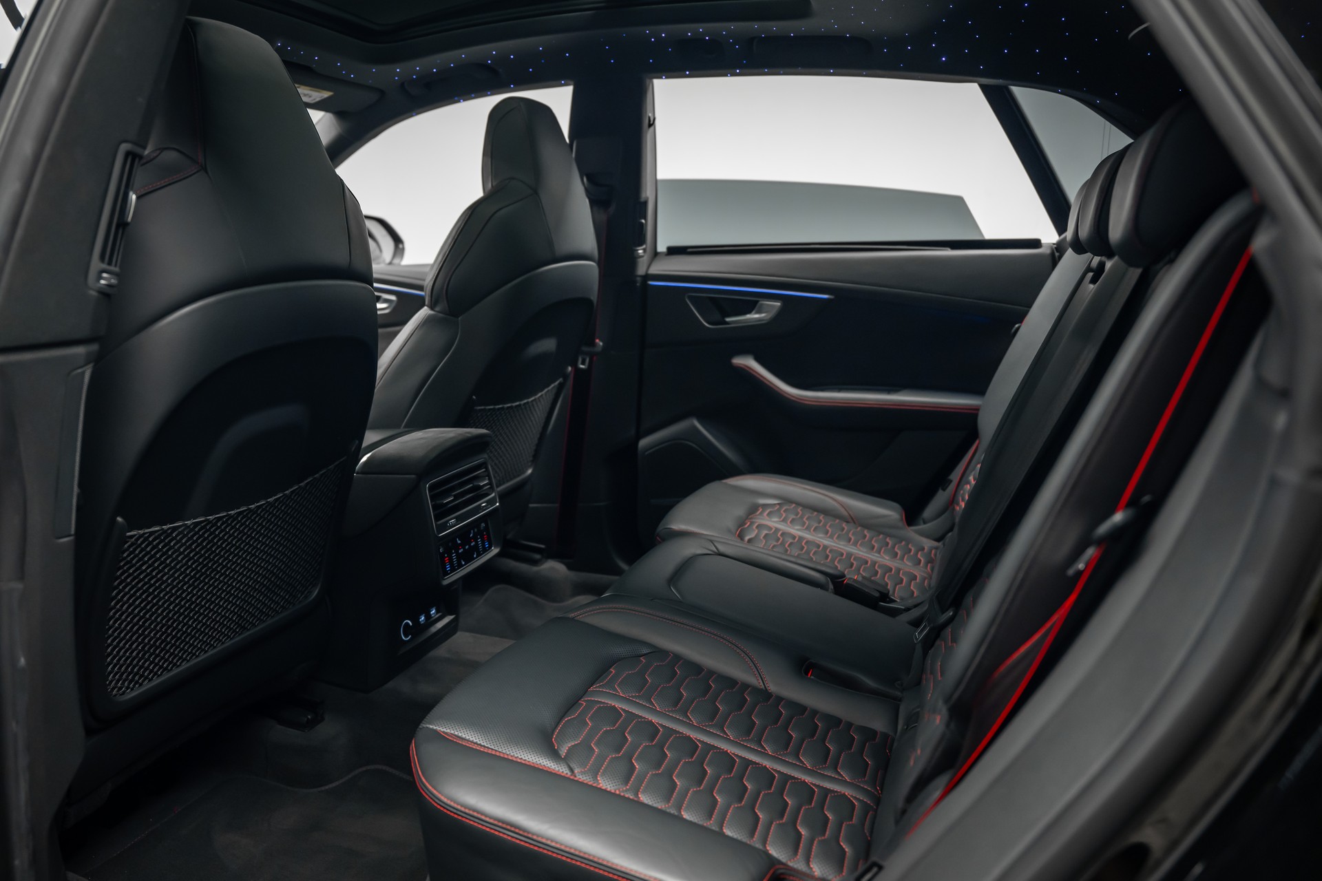 AUDI * RSQ8 * TOP ZUSTAND * TOP AUSSTATTUNG * NEUPREIS ÜBER 224000.- * LEASING AB 640.- *-image-15