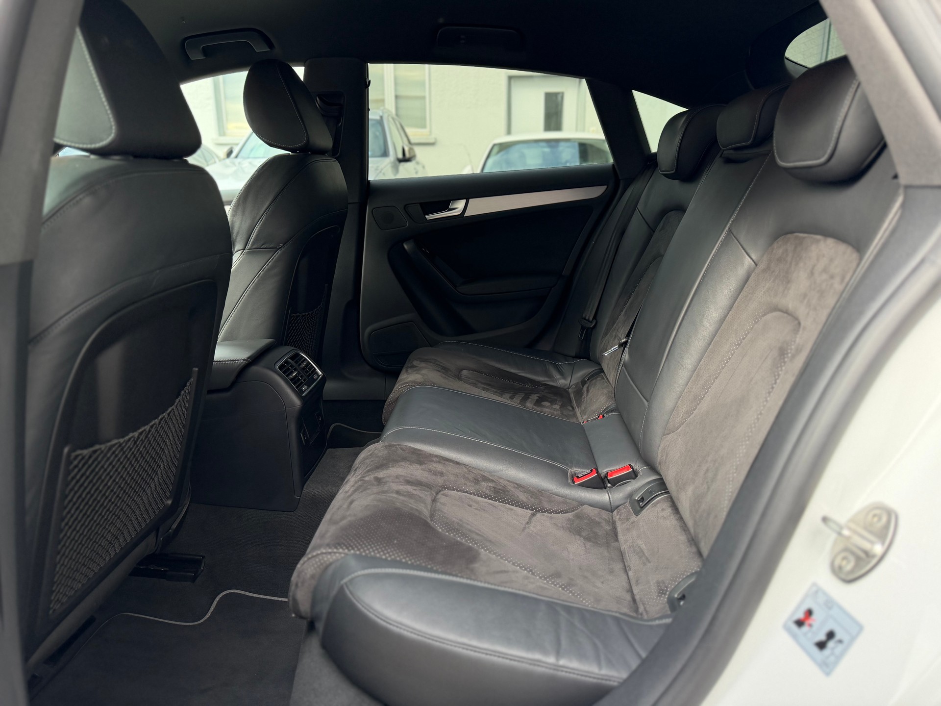 AUDI A5 Sportback 2.0 TDI quattro S-tronic-image-10