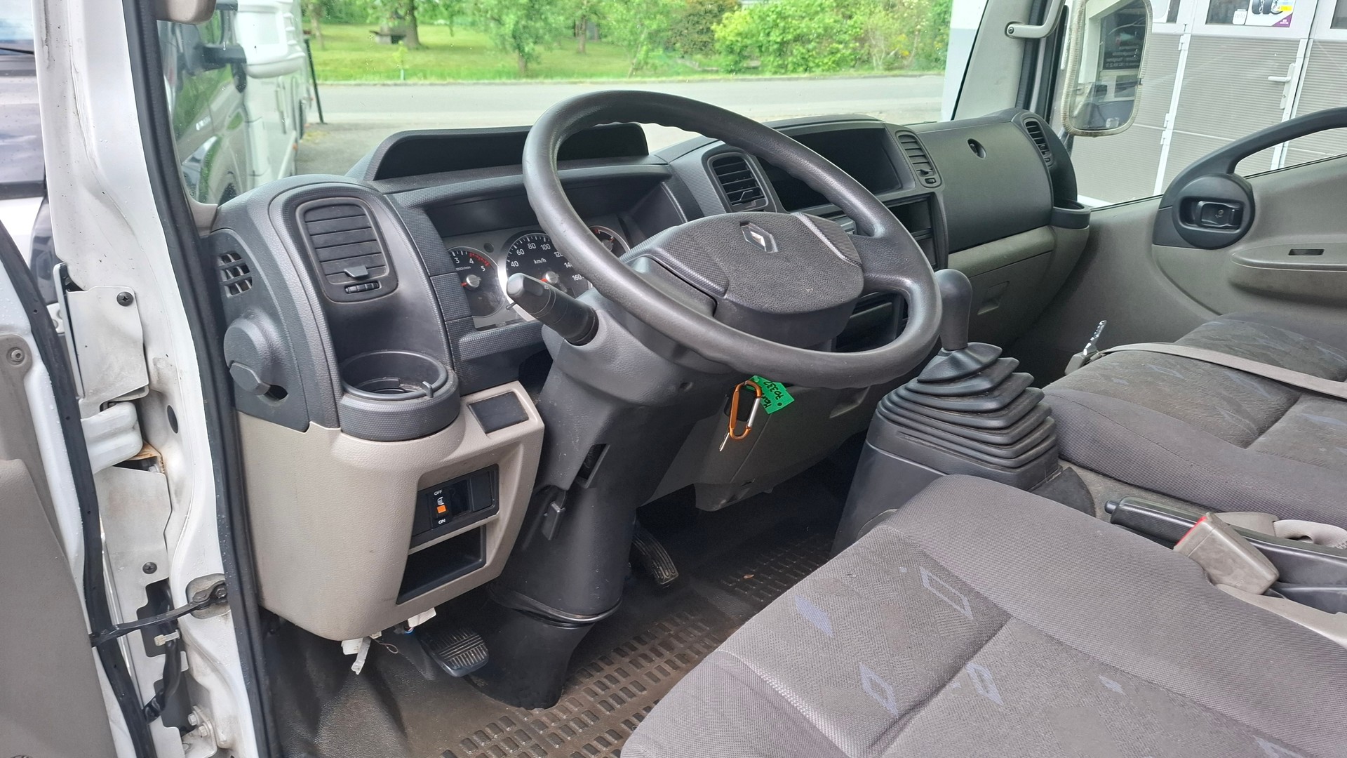 RENAULT Maxity 150.35 Dynamic-image-4