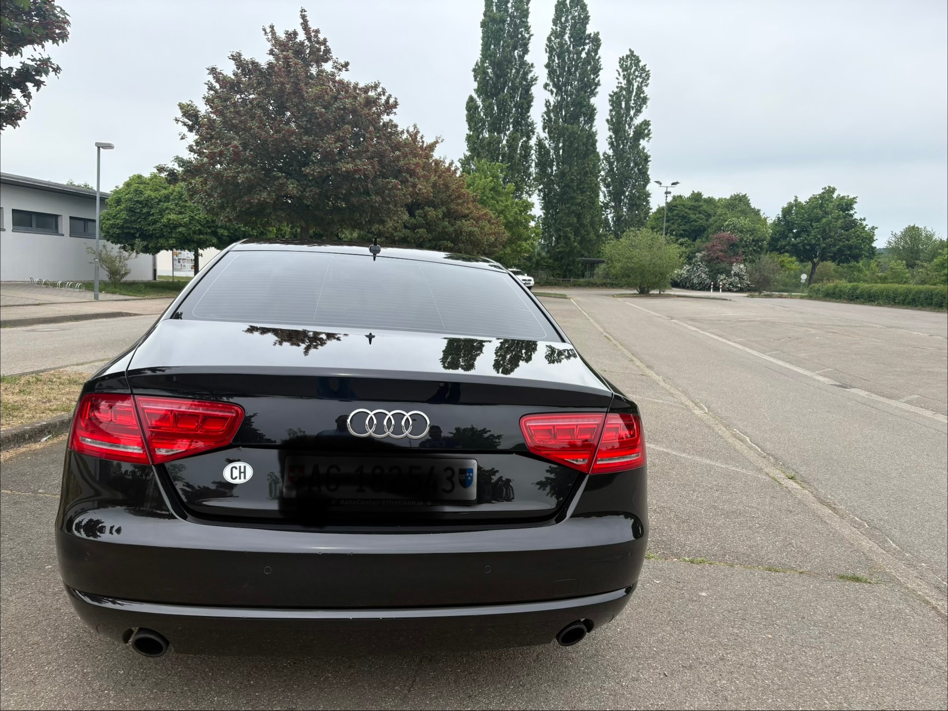 AUDI 4.2 V8 FSI quattro T-Tronic-image-5