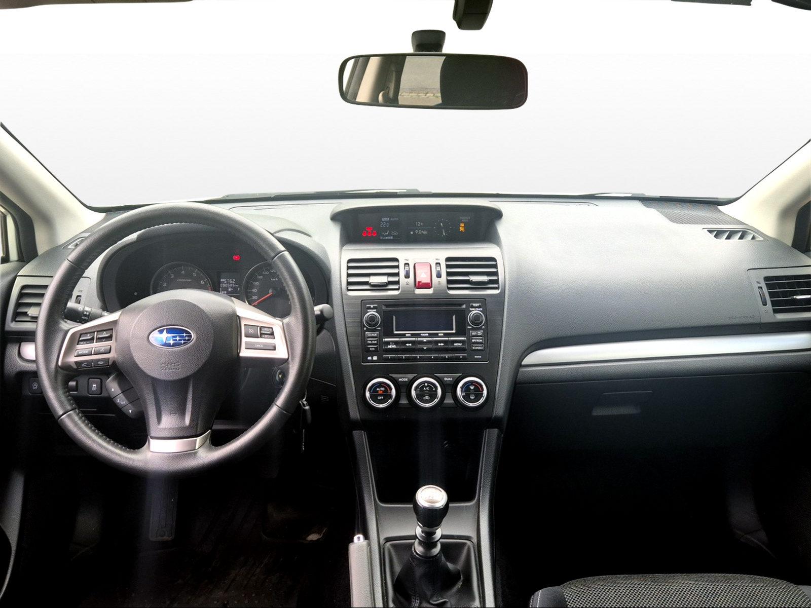 SUBARU XV 2.0i Swiss Two-image-9