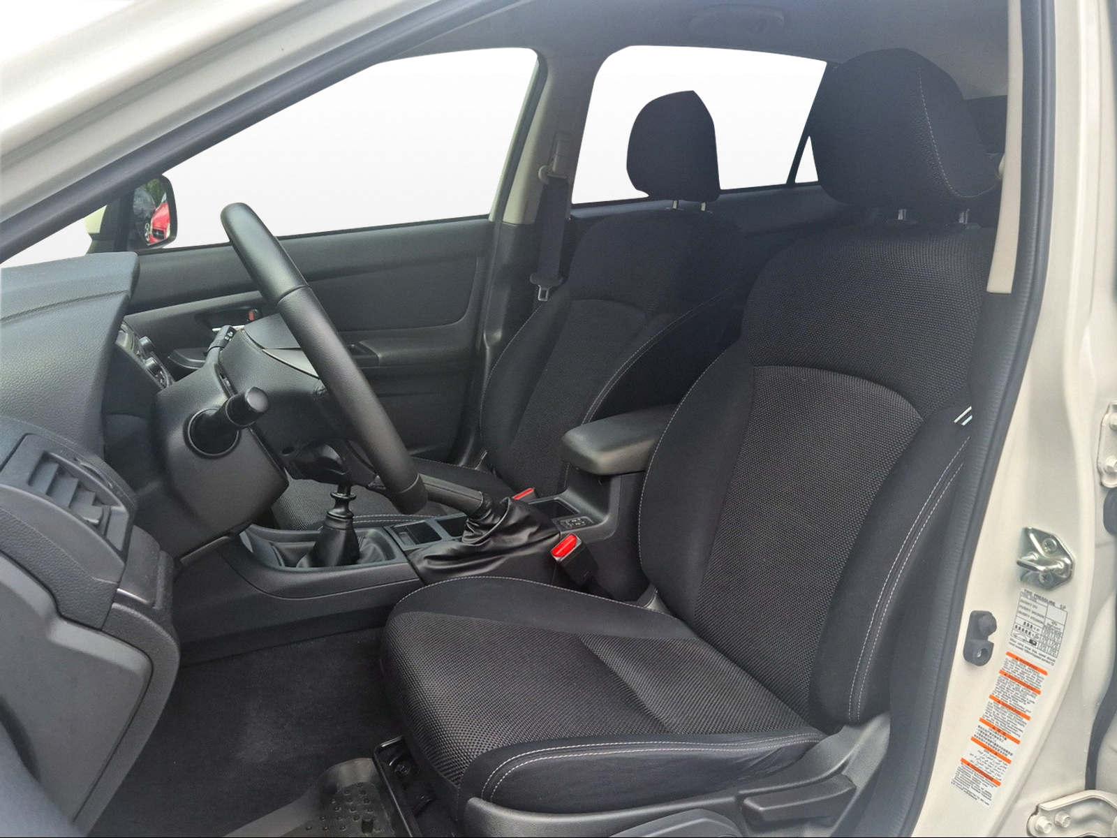 SUBARU XV 2.0i Swiss Two-image-8
