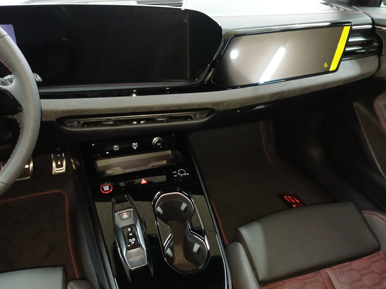 AUDI RS 5 Avant TFSI 470 kW Tiptronic quattro-image-10