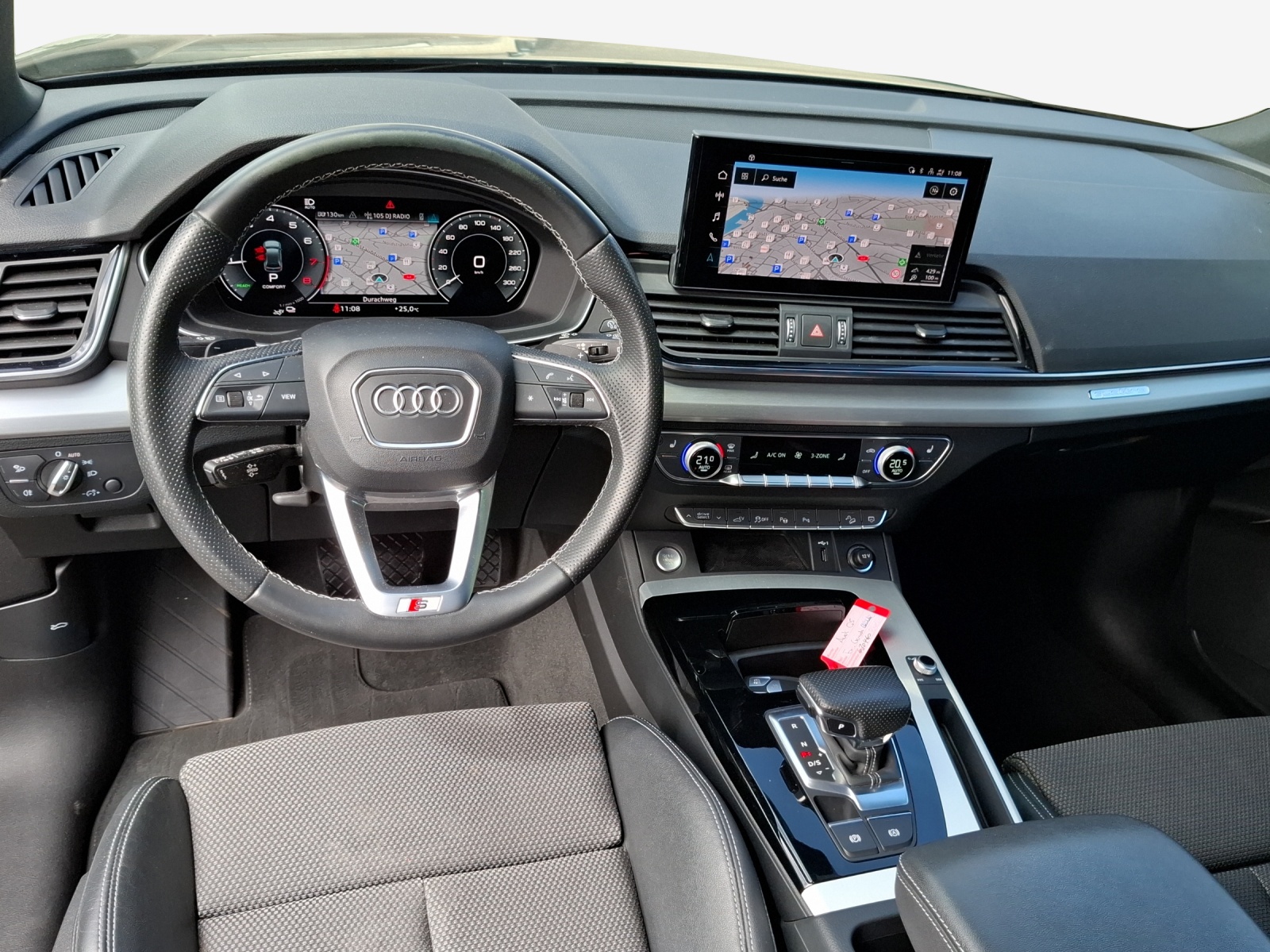AUDI Q5 50 TFSI e PHEV S line quattro S-tronic-image-9