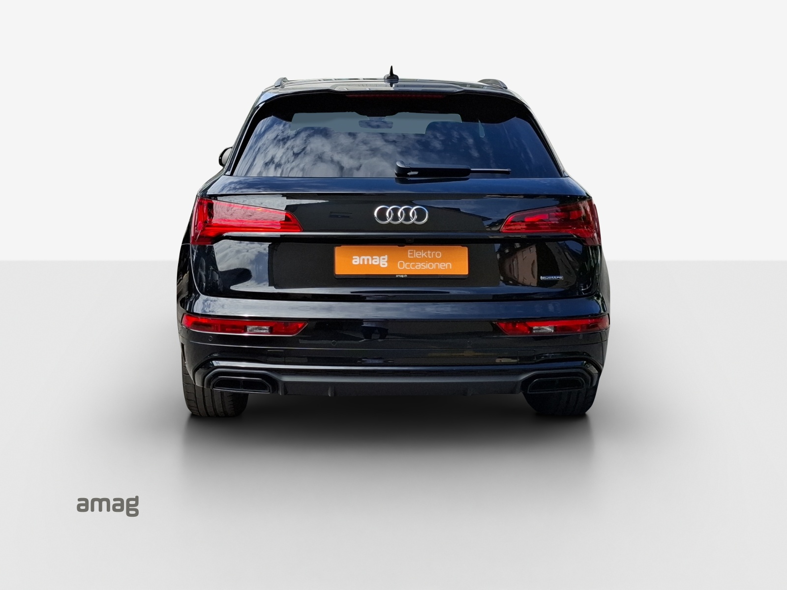AUDI Q5 50 TFSI e PHEV S line quattro S-tronic-image-4