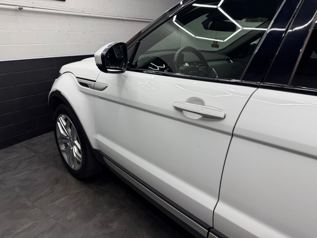 LAND ROVER Range Rover Evoque 2.0 TD4 HSE AT9-image-10