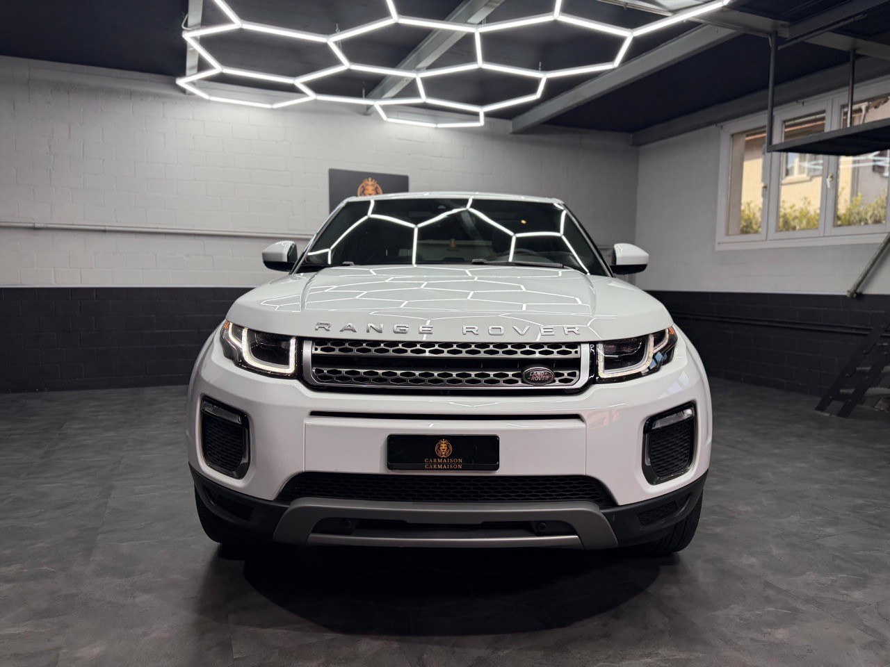 LAND ROVER Range Rover Evoque 2.0 TD4 HSE AT9-image-1