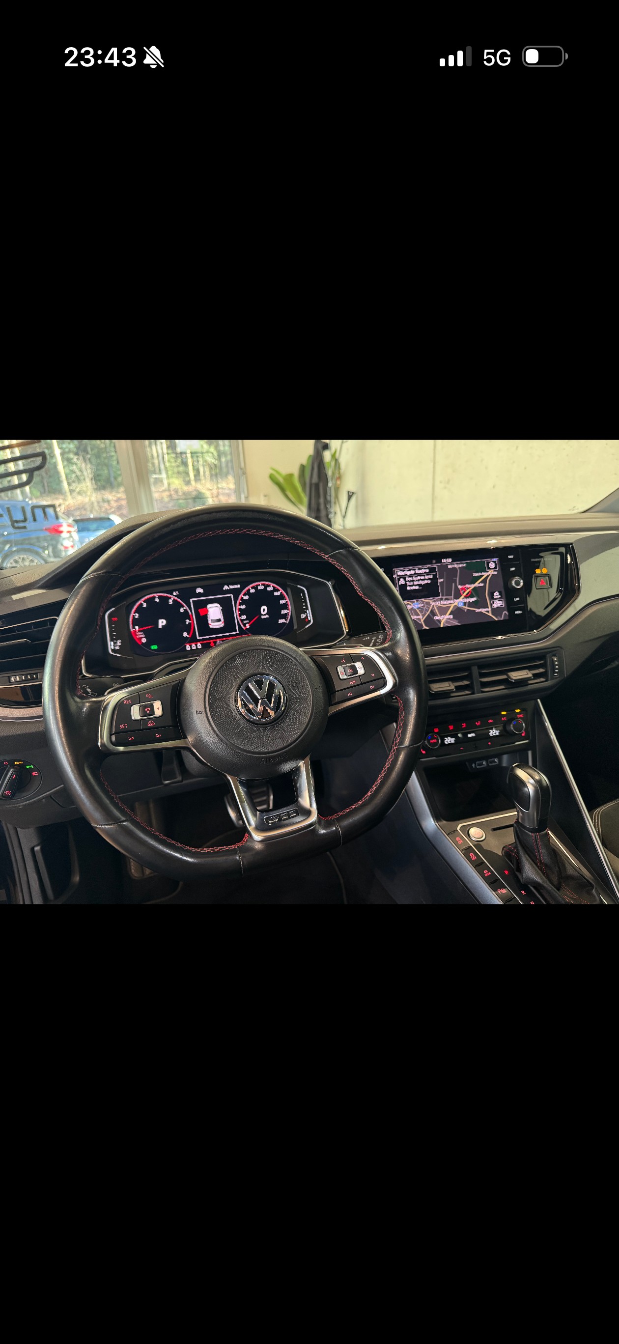 VW Polo 2.0 TSI GTI DSG-image-11