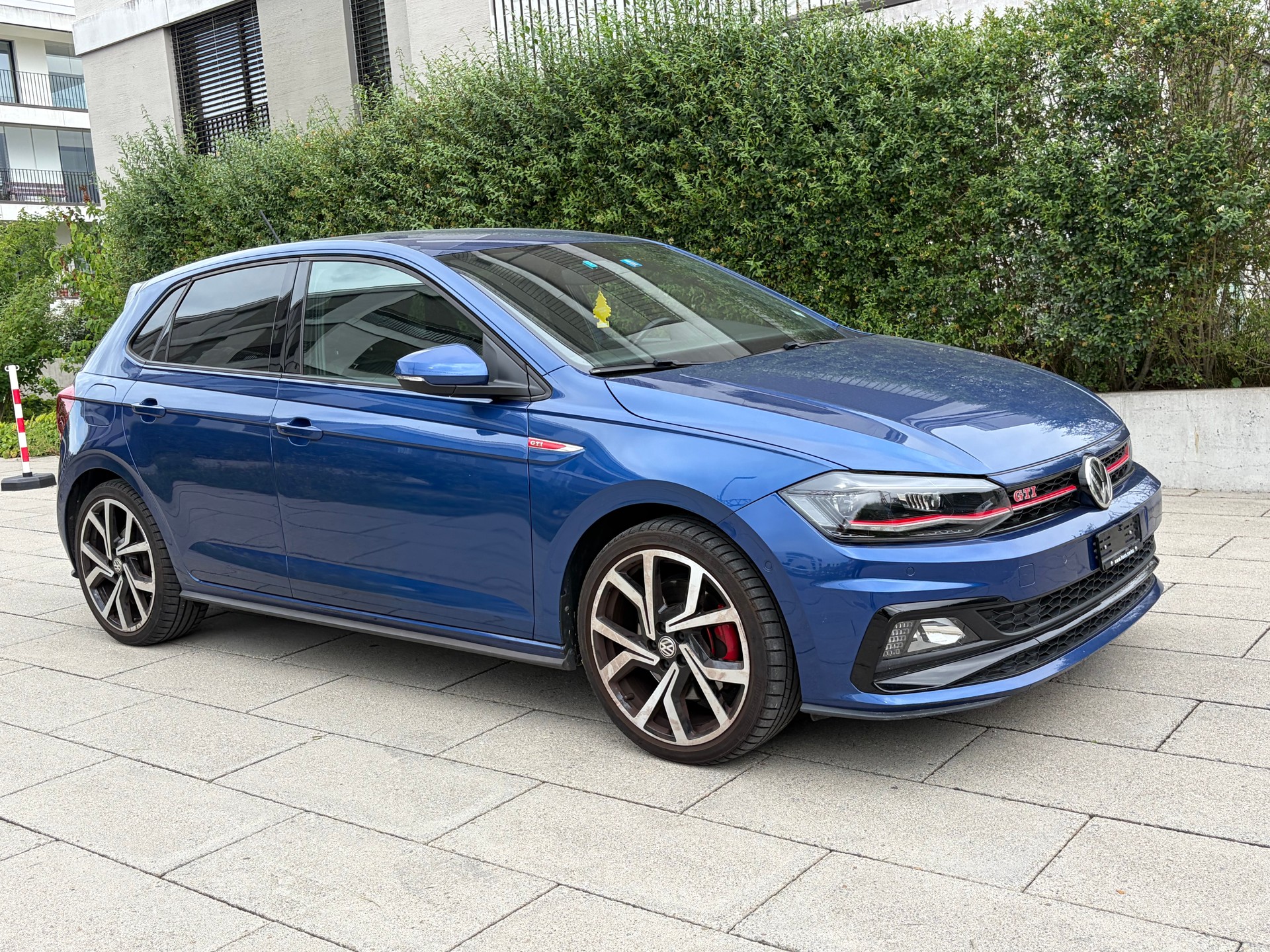 VW Polo 2.0 TSI GTI DSG-image-2