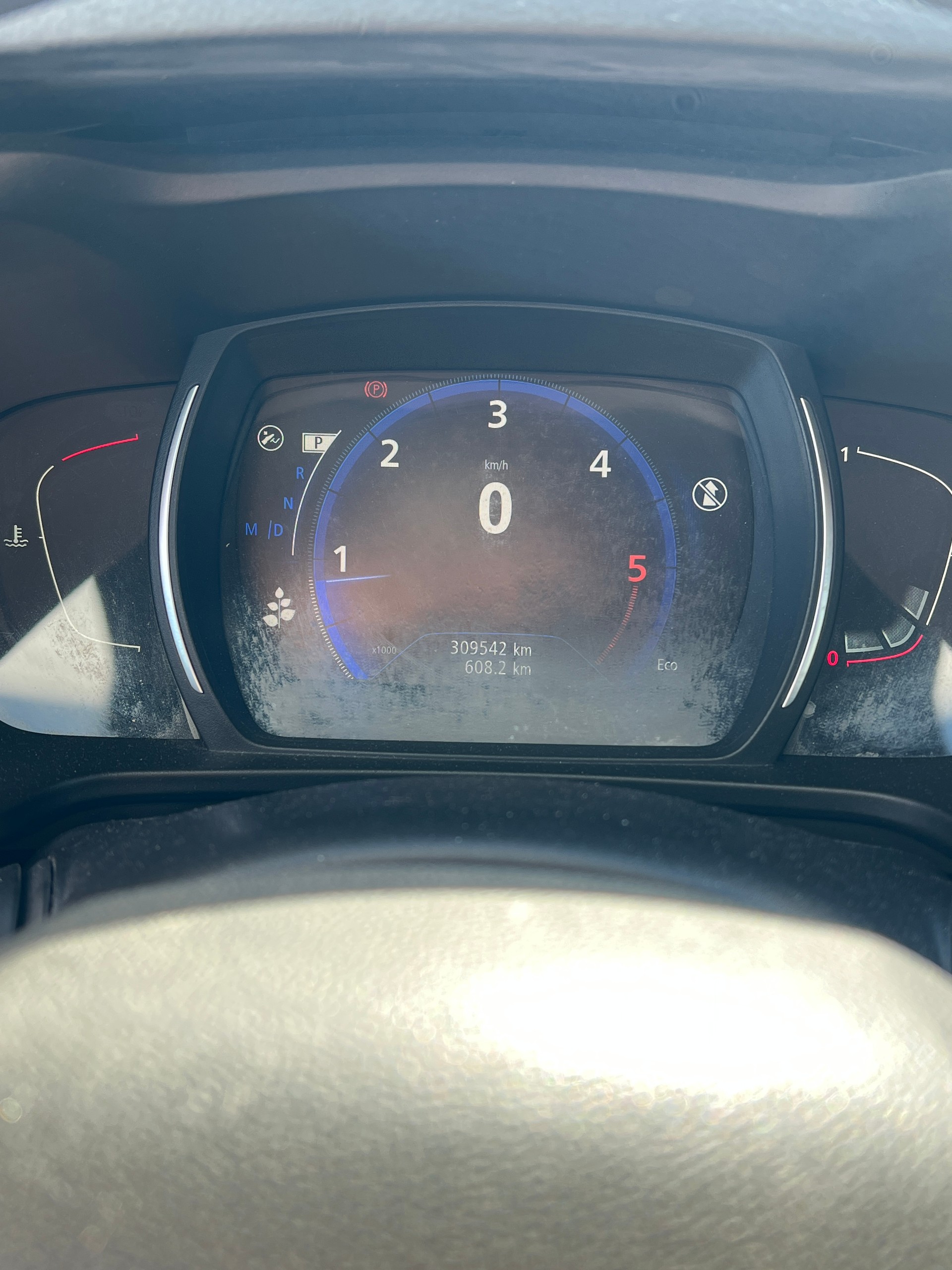RENAULT Kadjar 1.5 dCi Zen EDC Automat (Klimatronik * Alufelgen * Sensoren Mi Kamera * Multilenkrad * Xenon * Navigation * BO6)-image-8