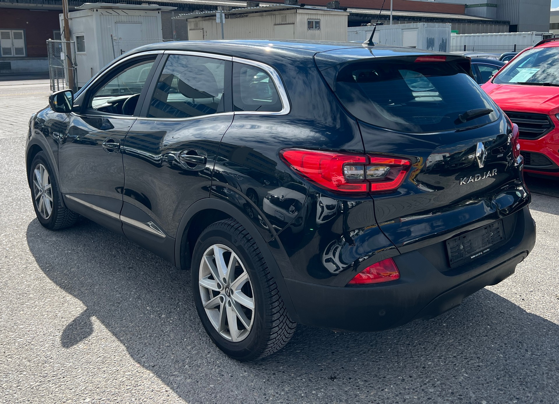 RENAULT Kadjar 1.5 dCi Zen EDC Automat (Klimatronik * Alufelgen * Sensoren Mi Kamera * Multilenkrad * Xenon * Navigation * BO6)-image-5