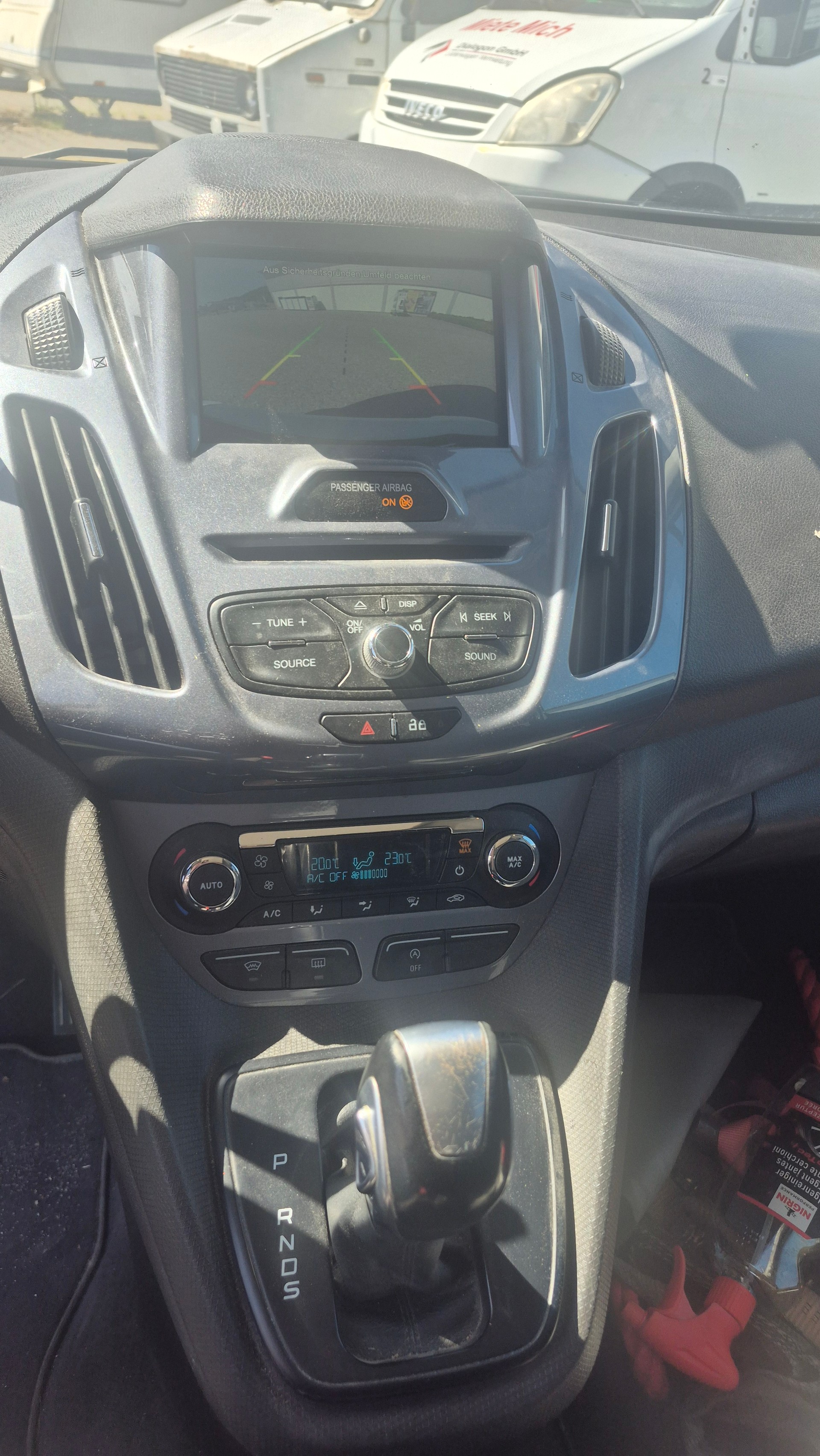 FORD Grand Tourneo Connect 1.5 TDCi Trend Powershift-image-10