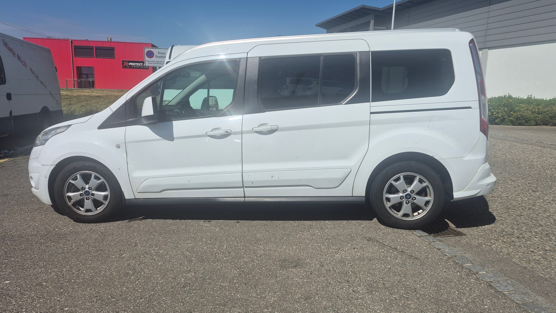 FORD Grand Tourneo Connect 1.5 TDCi Trend Powershift-image-8