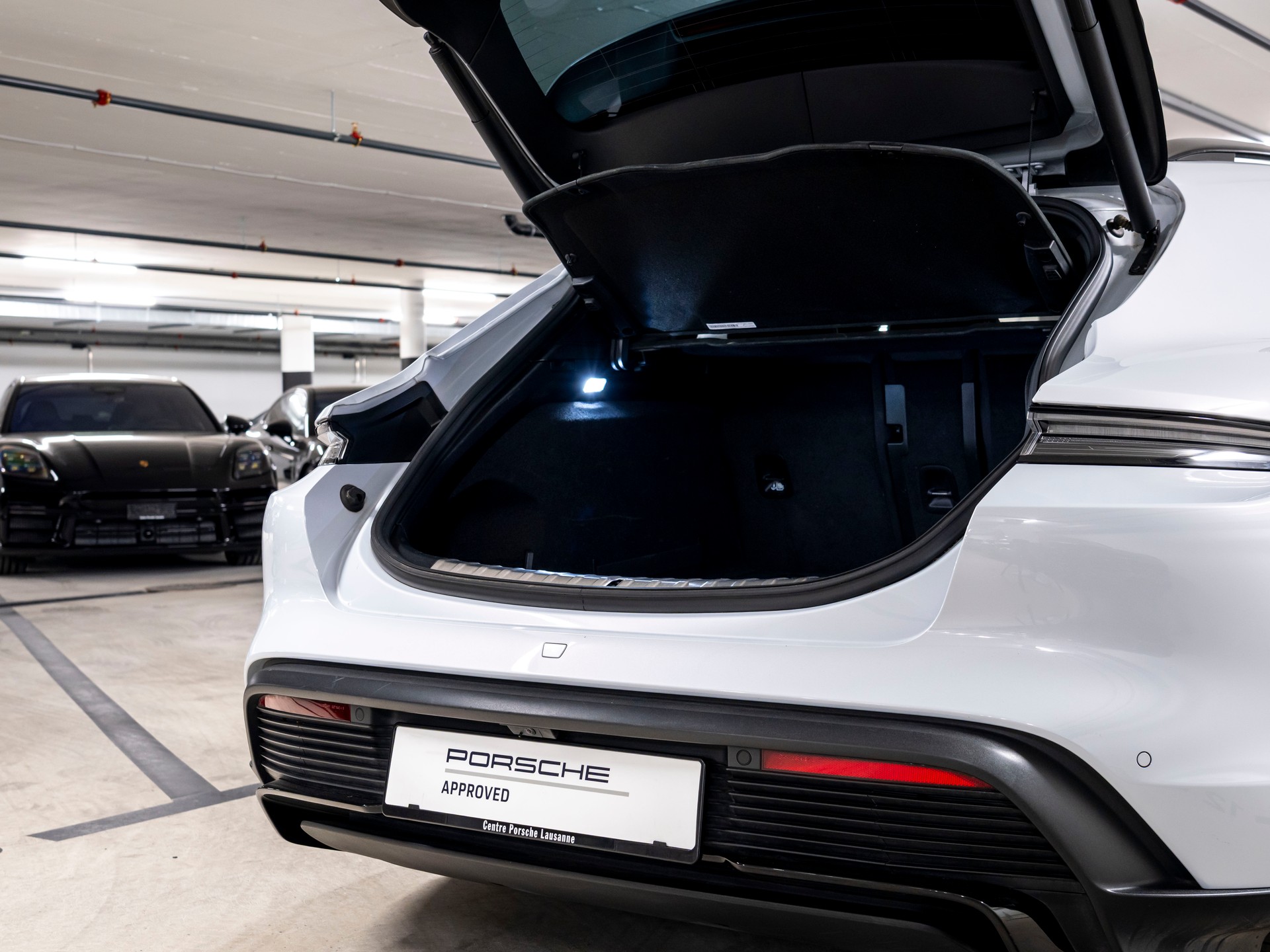 PORSCHE Taycan GTS Sport Turismo Performance Plus 93,4kWh-image-6