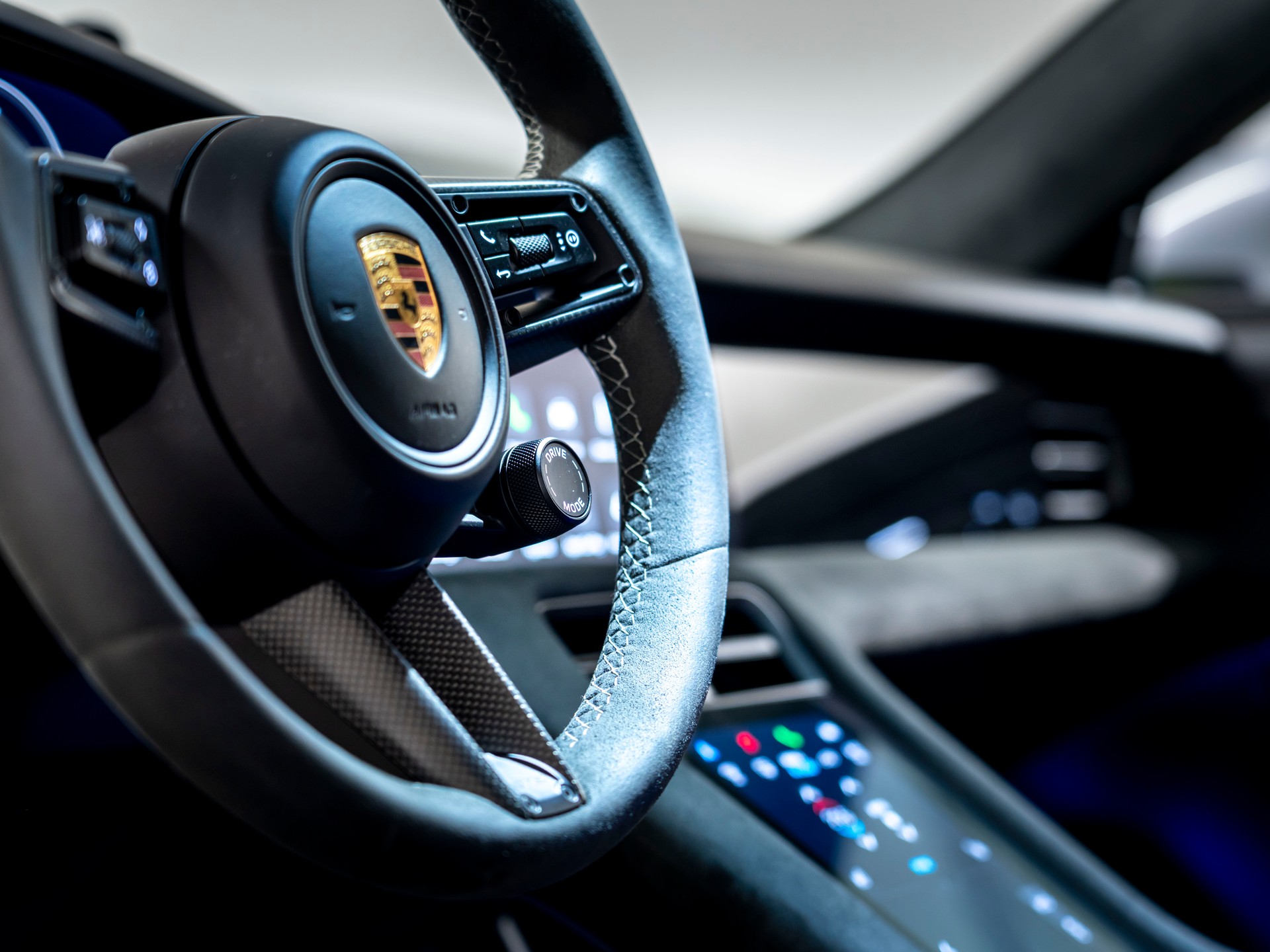PORSCHE Taycan GTS Sport Turismo Performance Plus 93,4kWh-image-15