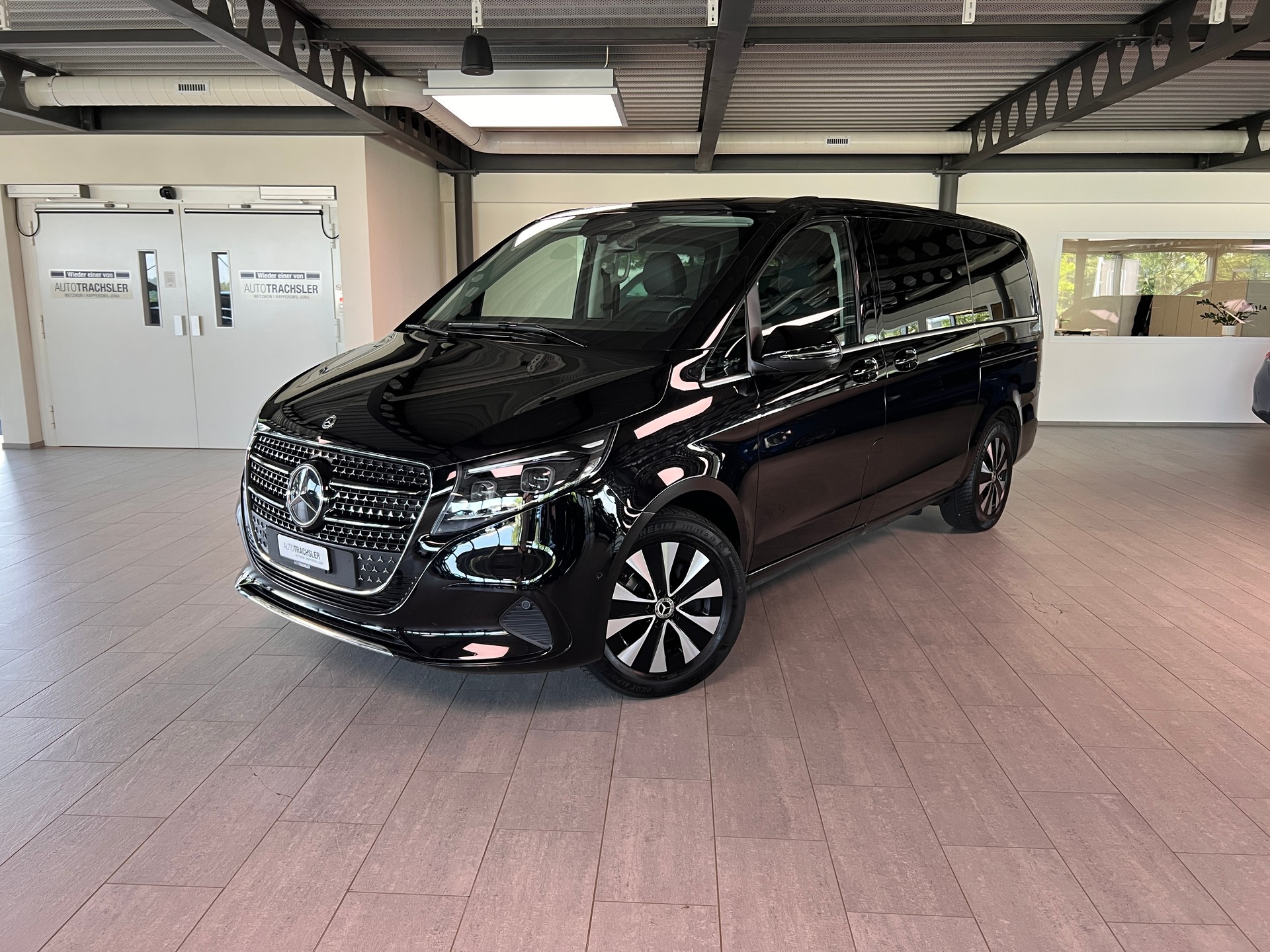 MERCEDES-BENZ V 250 d lang Avantgarde 4Matic G-Tronic-image-0